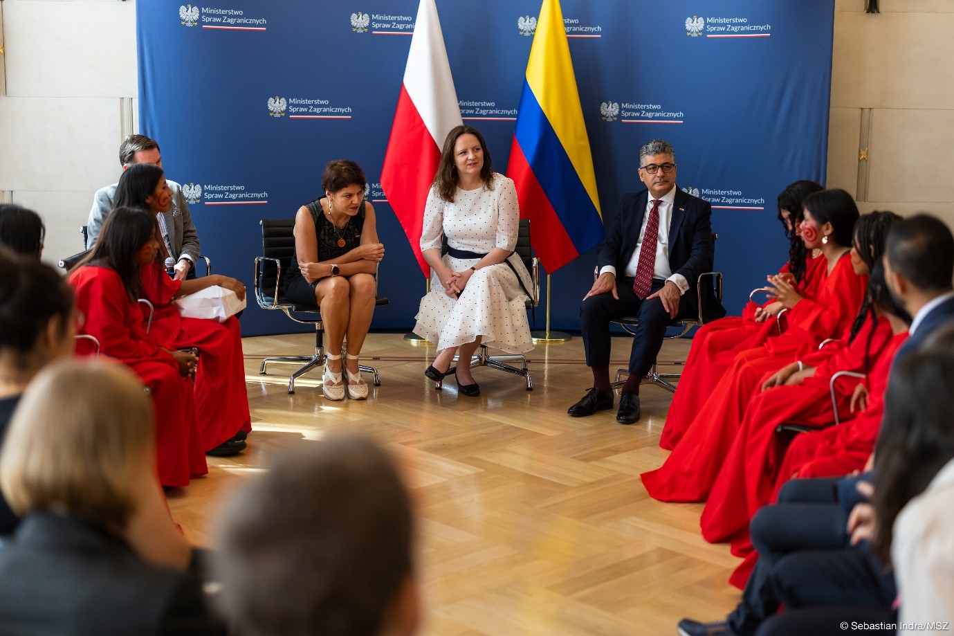 Colombia y Polonia celebran el 10º intercambio de diplomacia deportiva: un poderoso ‘scrum’ por el deporte y la cultura