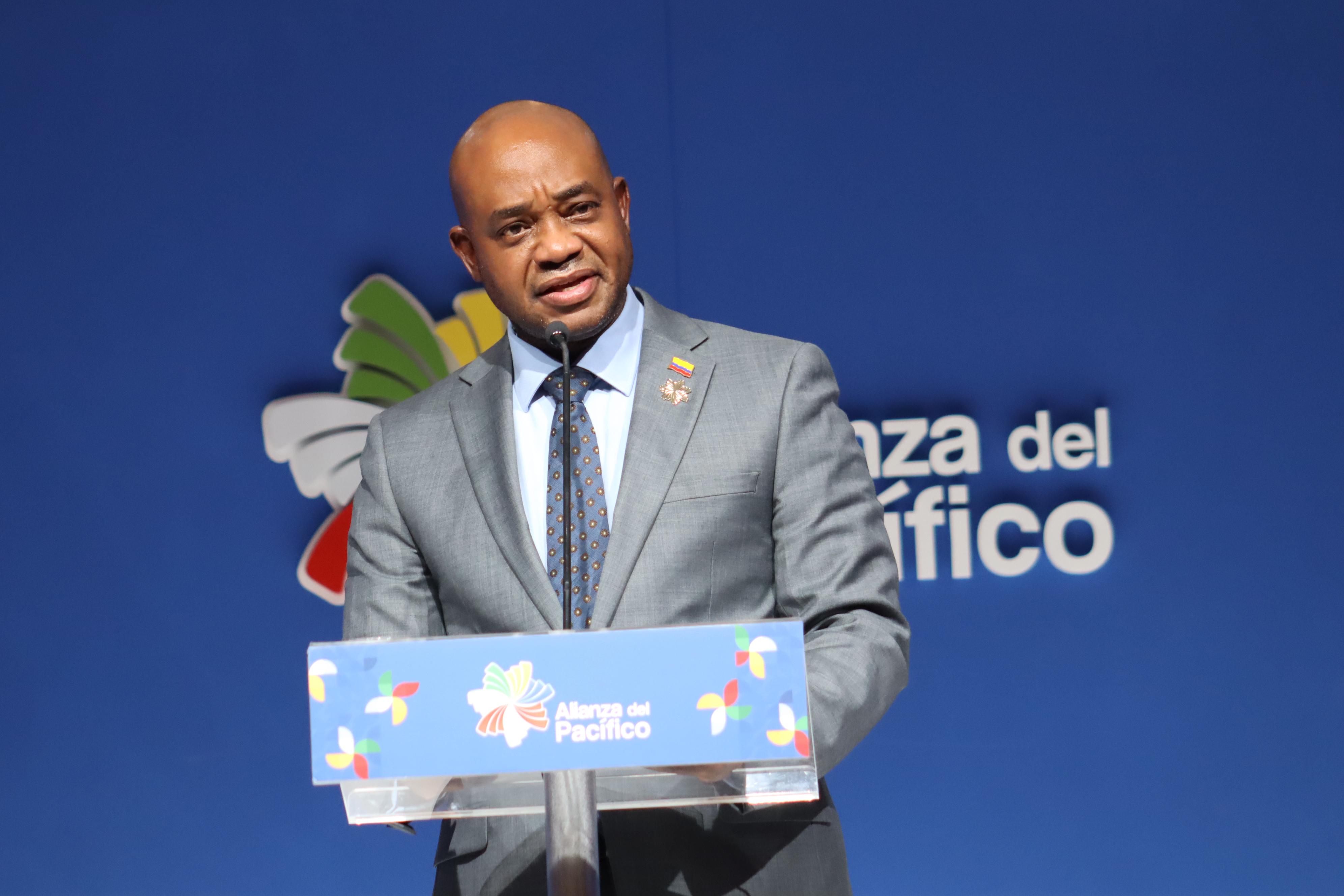Visita oficial a Chile refleja la sólida relación bilateral entre ambos países