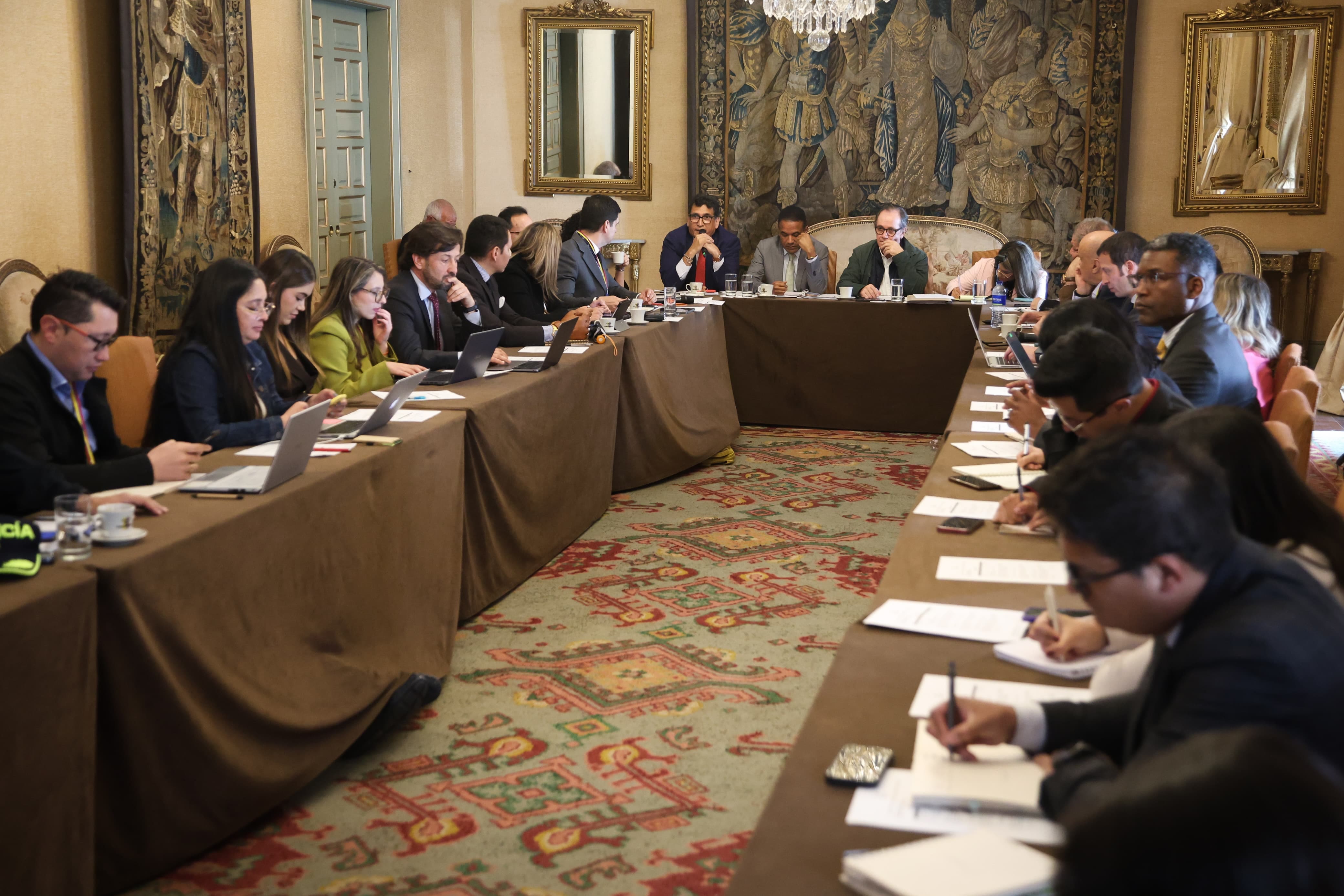 mesa de trabajo interinstitucional sobre asuntos con Venezuela 