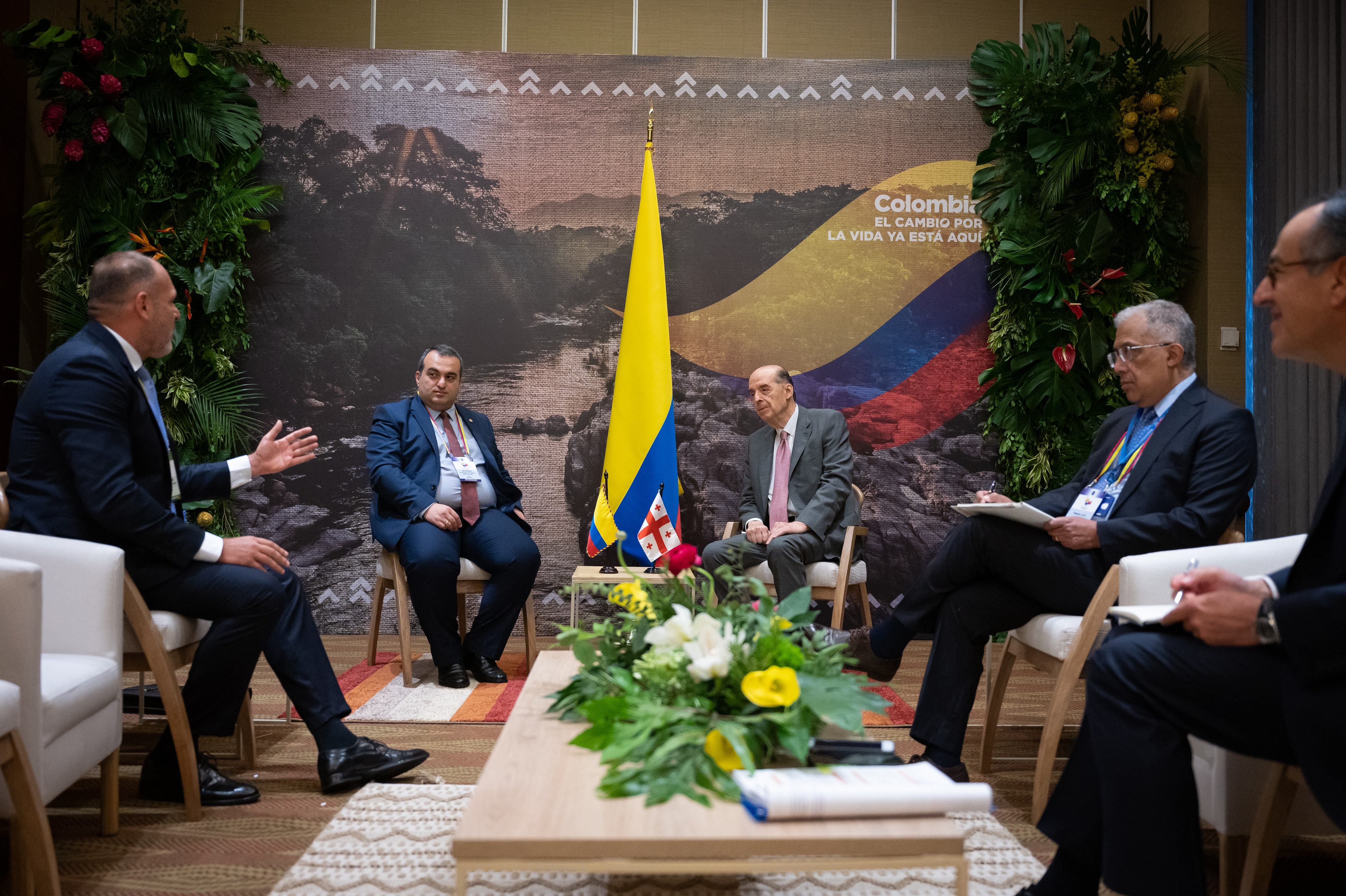 Fortalecimiento de la agenda bilateral tema central en el encuentro entre Canciller de Colombia y el Viceministro de Relaciones Exteriores de Georgia