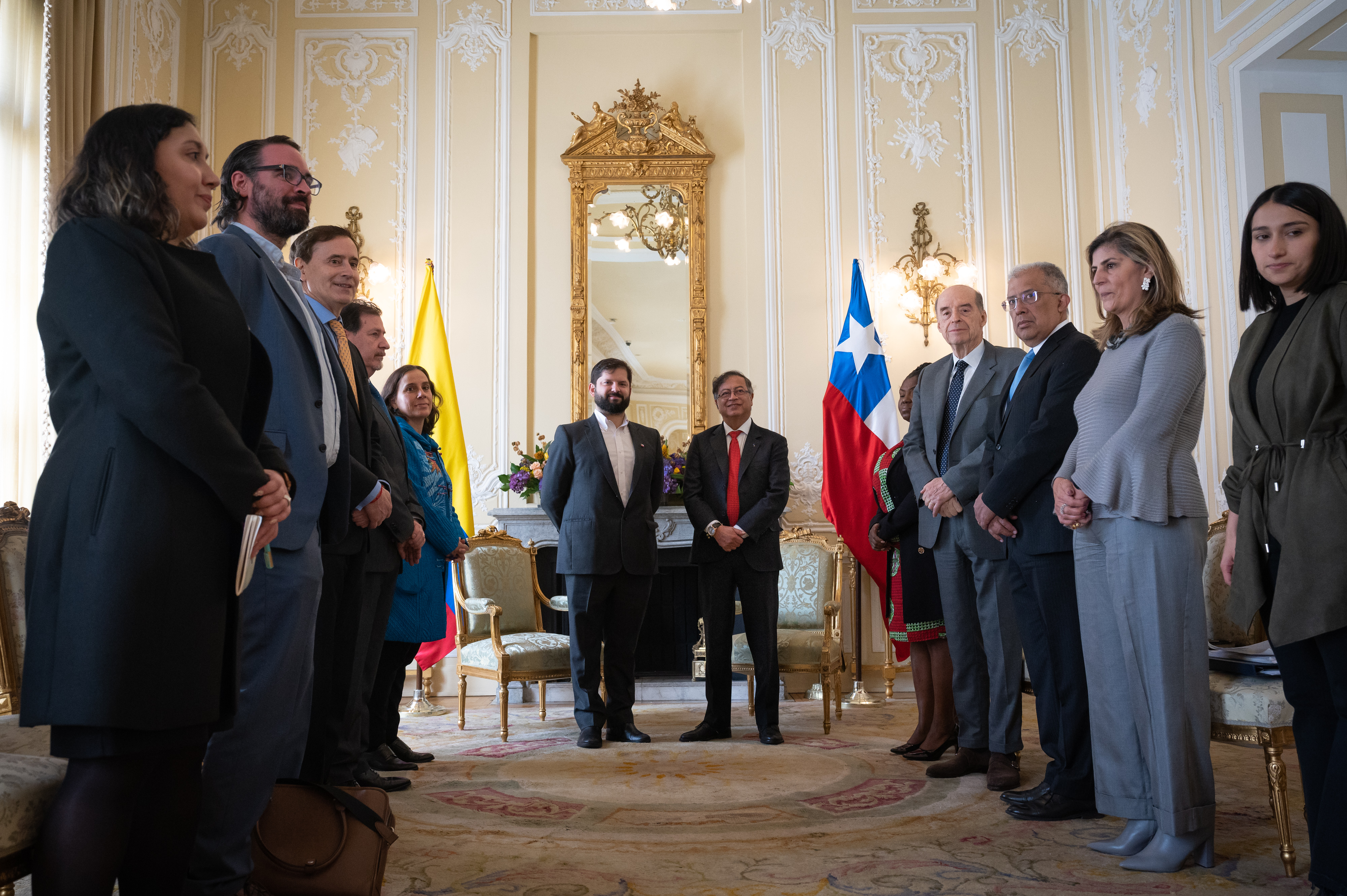 El Canciller Álvaro Leyva acompañó al Presidente Gustavo Petro y la Vicepresidente Francia Márquez en diálogo con el Presidente de Chile Gabriel Boric
