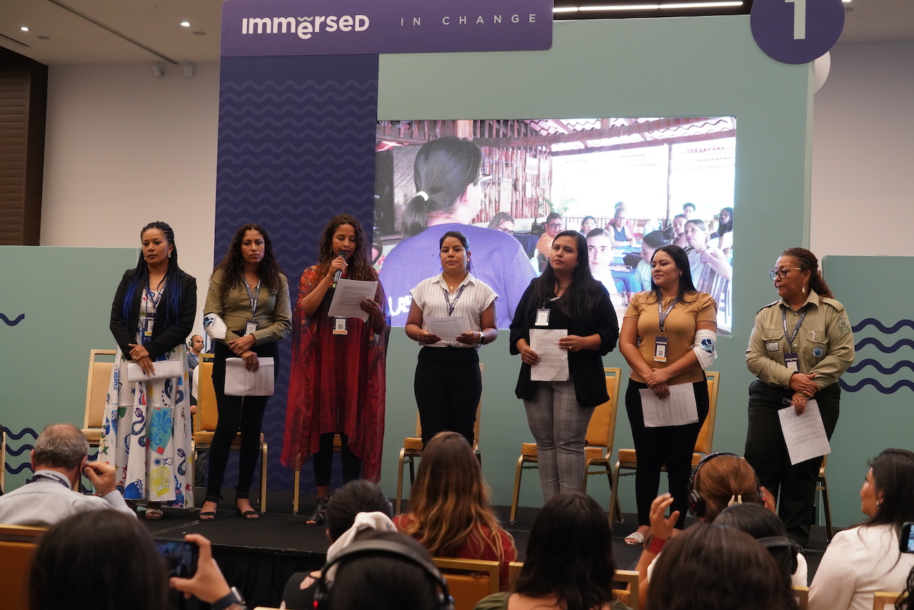 Entrenadora de surf, beneficiaria de la iniciativa de Diplomacia deportiva de Cancillería, fue una de las lideresas ambientales invitada a la Conferencia de las Naciones Unidas sobre el Océano