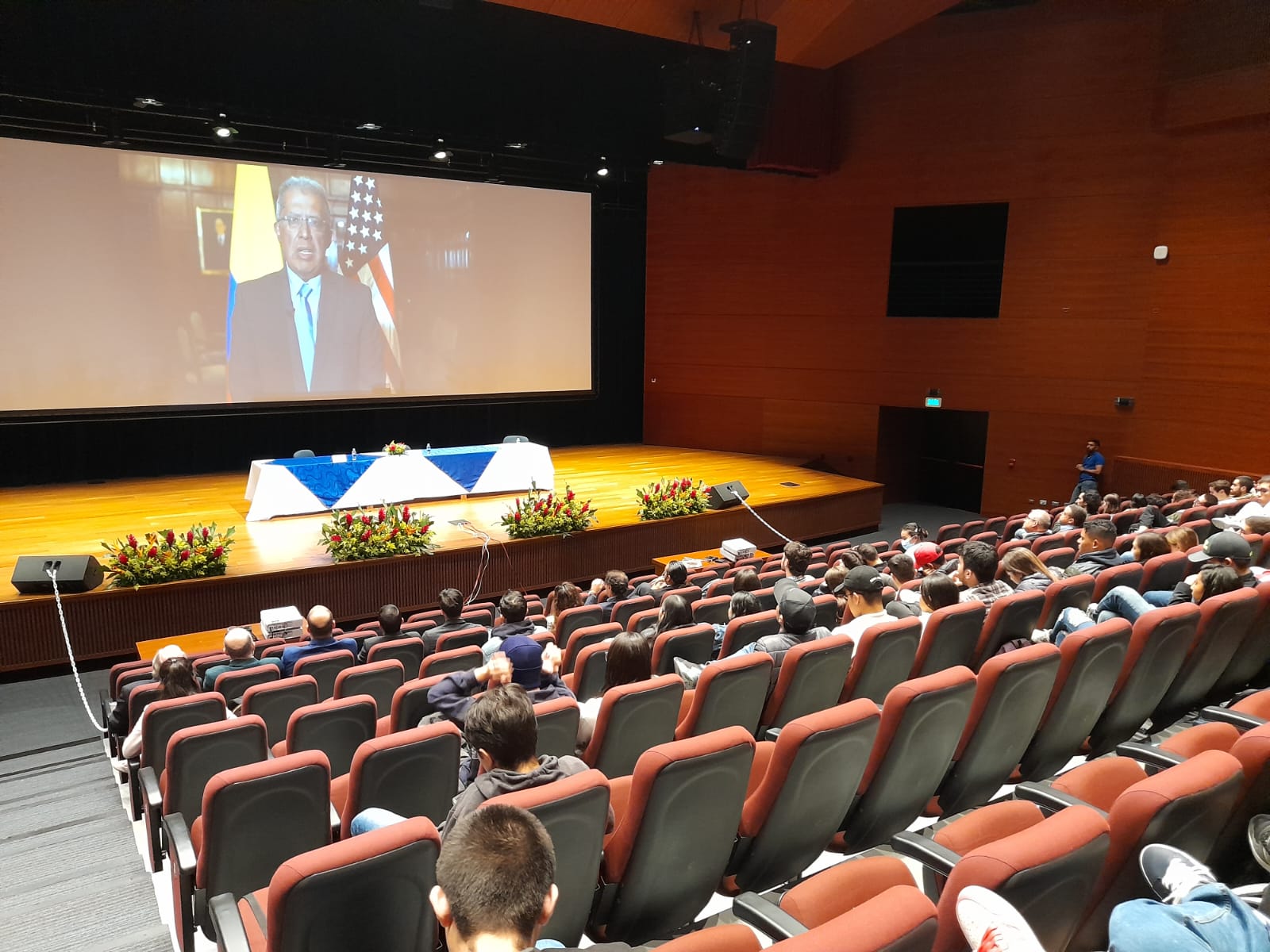 Vicecanciller Francisco Coy participó en el Foro Bicentenario Estados Unidos, en Antioquia