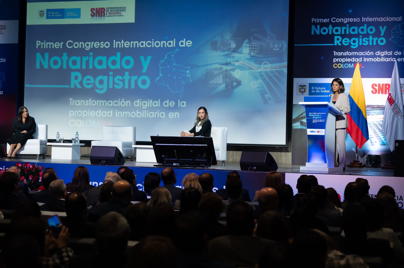Vicepresidente-Canciller firmó protocolo para la interoperabilidad e intercambio de información entre el Ministerio de Relaciones Exteriores y la Superintendencia de Notariado y Registro