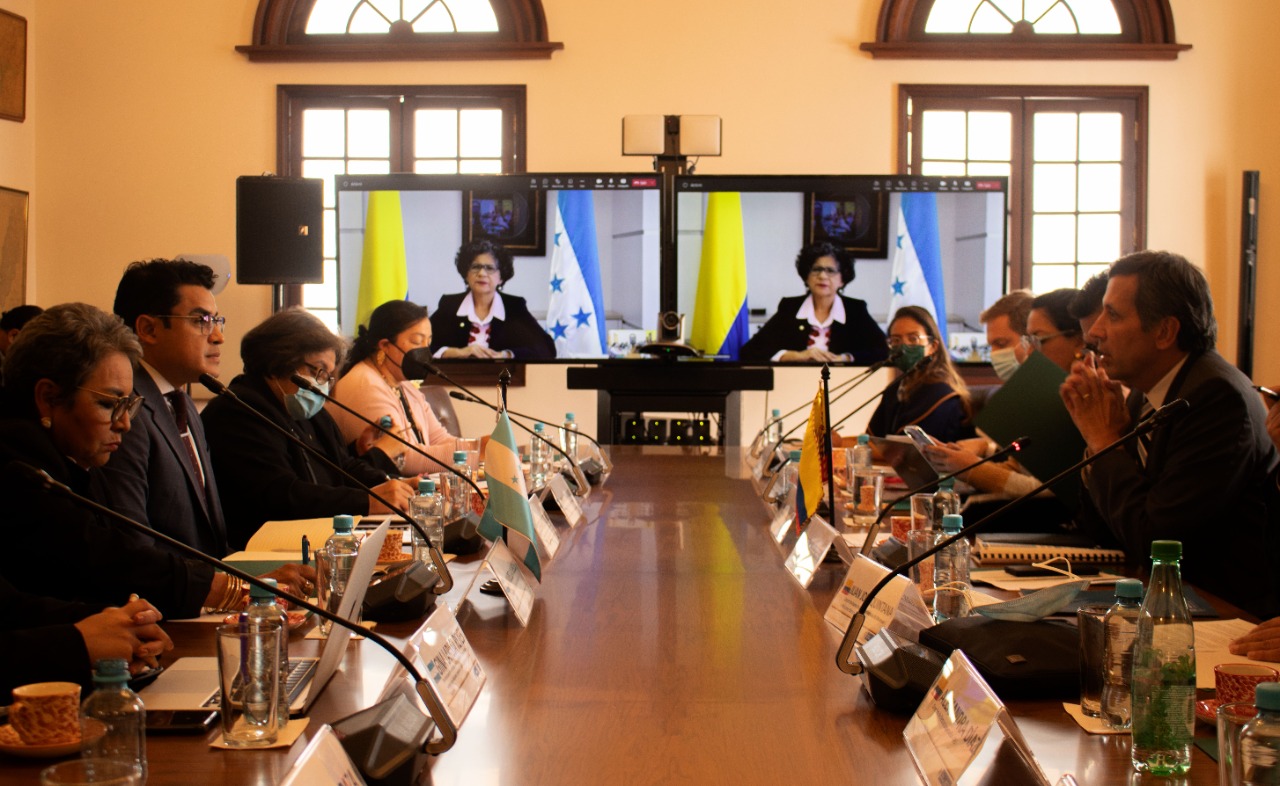 Visita y Reunión de Trabajo entre Gerardo Torres Zelaya, Subsecretario de Estado de Política Exterior y Cooperación Internacional de Honduras y Francisco Echeverri Lara, Viceministro de Relaciones Exteriores de Colombia