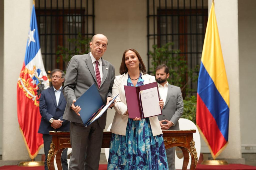 Chile y Colombia acuerdan consulta ante la Corte IDH sobre impacto de crisis  ambiental en los derechos humanos | Cancillería