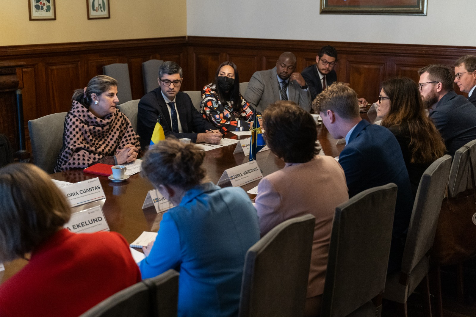 Delegación del Parlamento de Suecia reafirma apoyo a Colombia en su búsqueda de la paz total