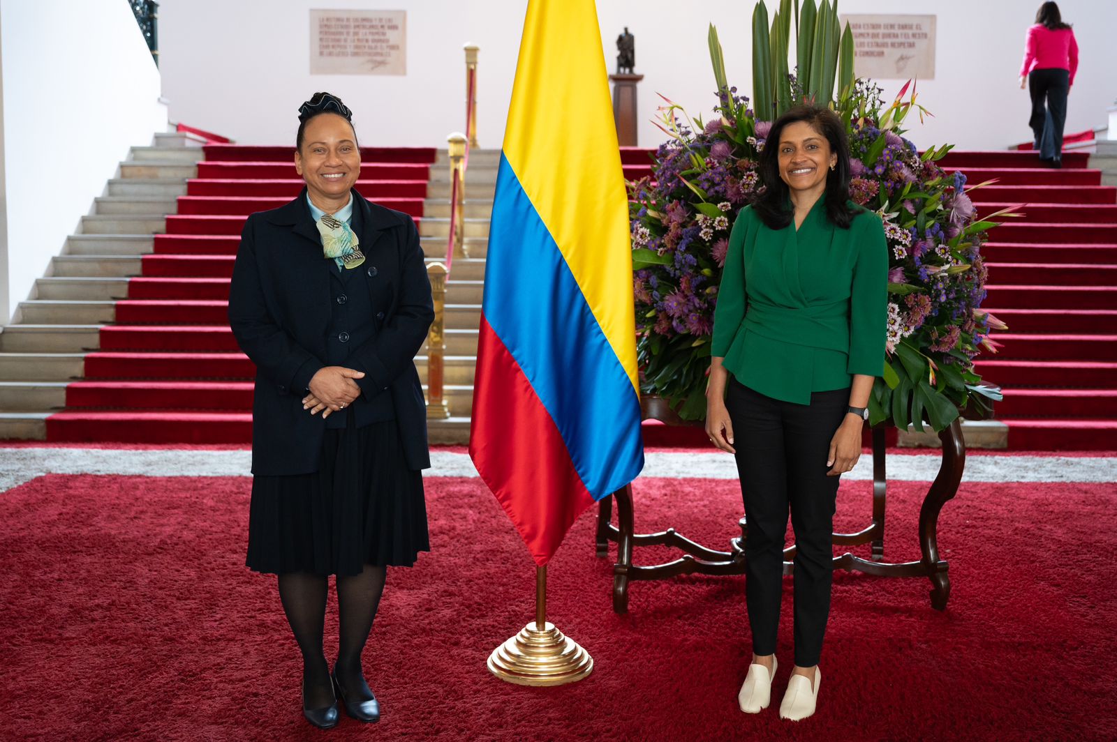 La viceministra de Asuntos Multilaterales, Elizabeth Taylor Jay, se reunió con la directora para Colombia de USAID, Anupama Rajaraman