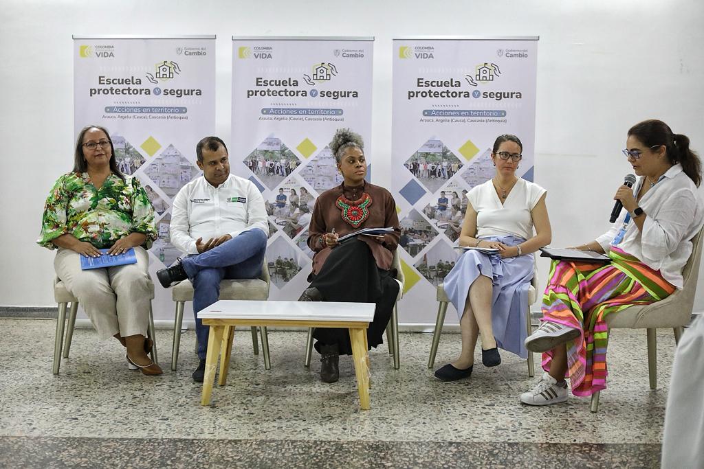 Gobierno Nacional presentó el Plan de Acción Nacional de la Declaración sobre Escuelas Seguras para la protección de la niñez y la juventud en escenarios de conflicto armado 