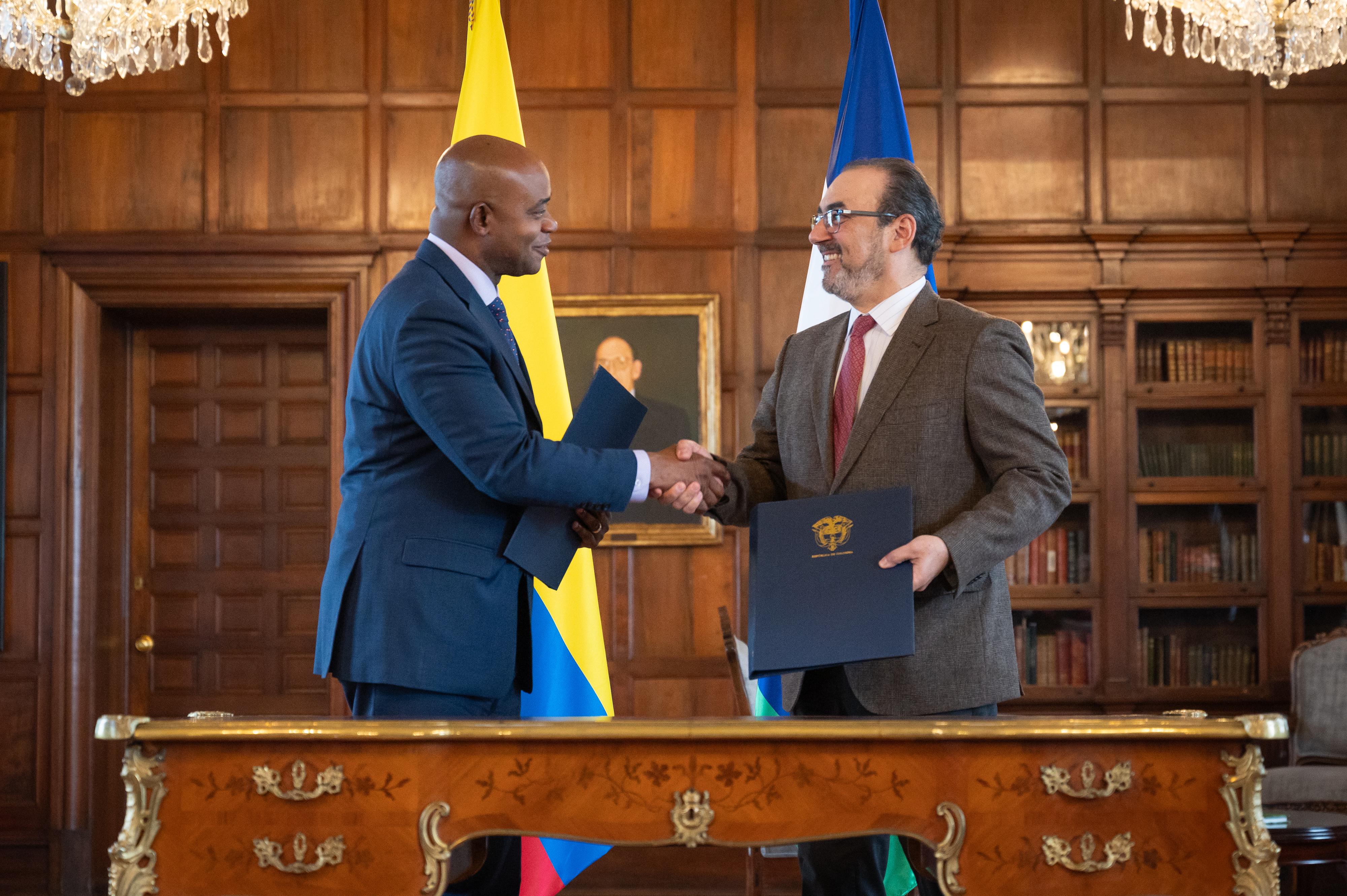 Colombia y la CAF fortalecen alianzas para las Presidencias Pro Tempore 2024-2026