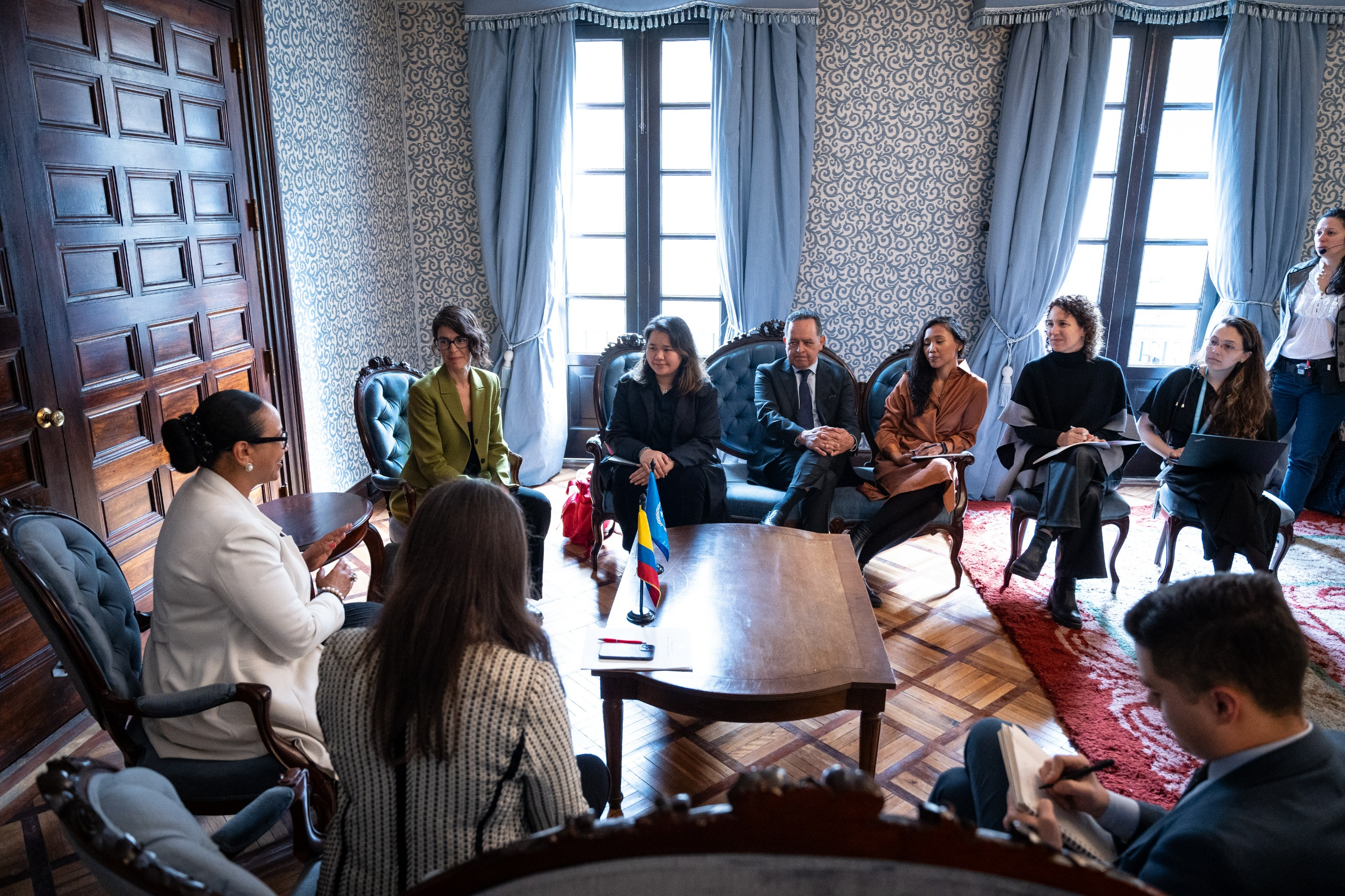 Viceministra de Asuntos Multilaterales, Elizabeth Taylor Jay, recibe al Grupo de Trabajo de las Naciones Unidas sobre la cuestión de los derechos humanos y las empresas transnacionales y otras empresas.