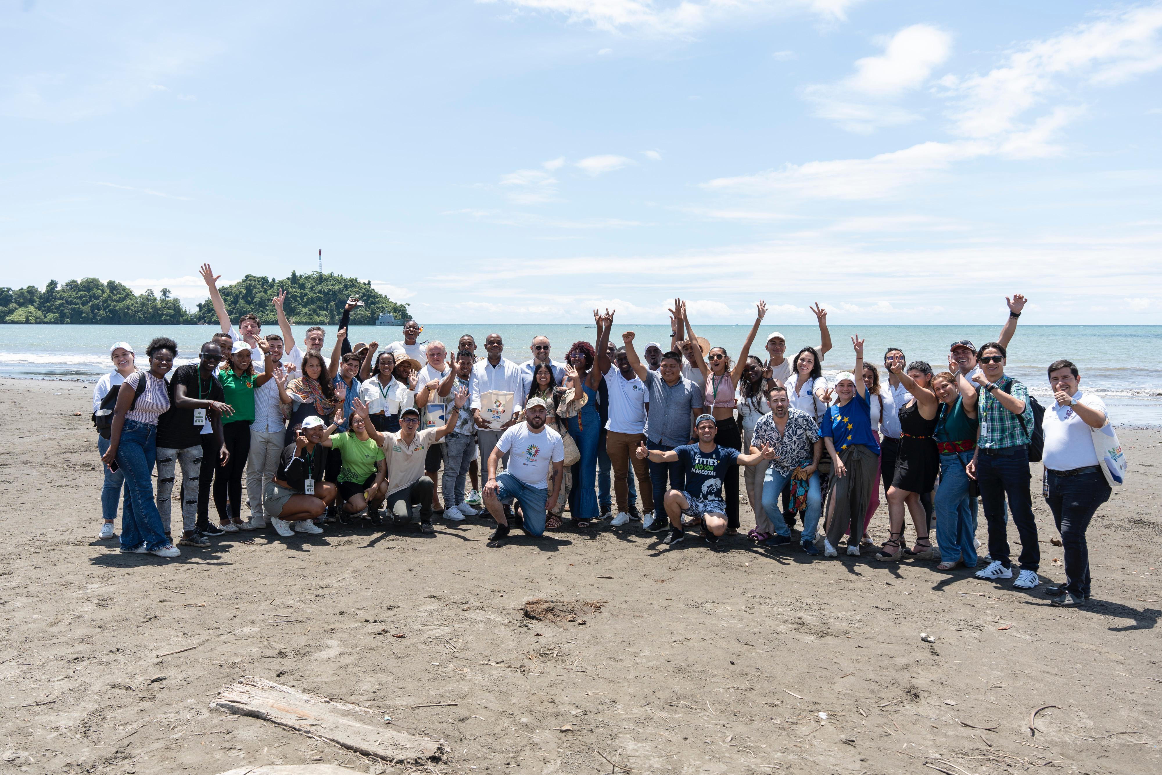 Canciller Luis Gilberto Murillo dialogó con participantes de la Pre COP de juventudes rurales en paz con la naturaleza