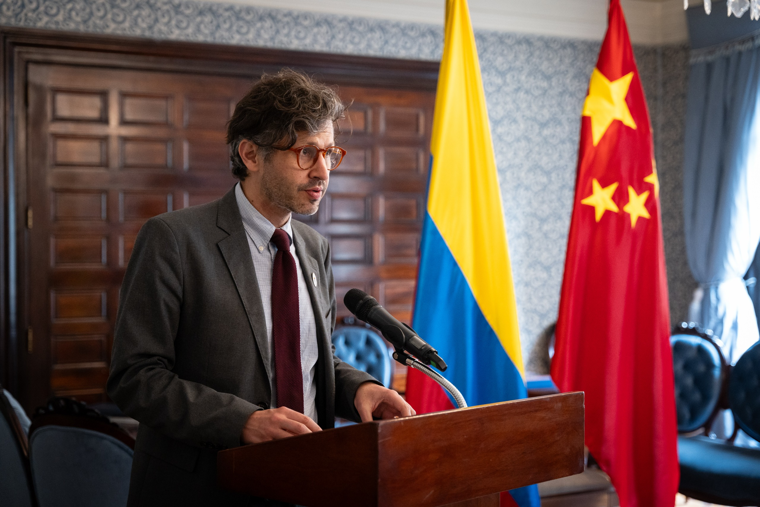 El Gobierno de la República Popular China dona 470 equipos tecnológicos al Ministerio de Relaciones Exteriores