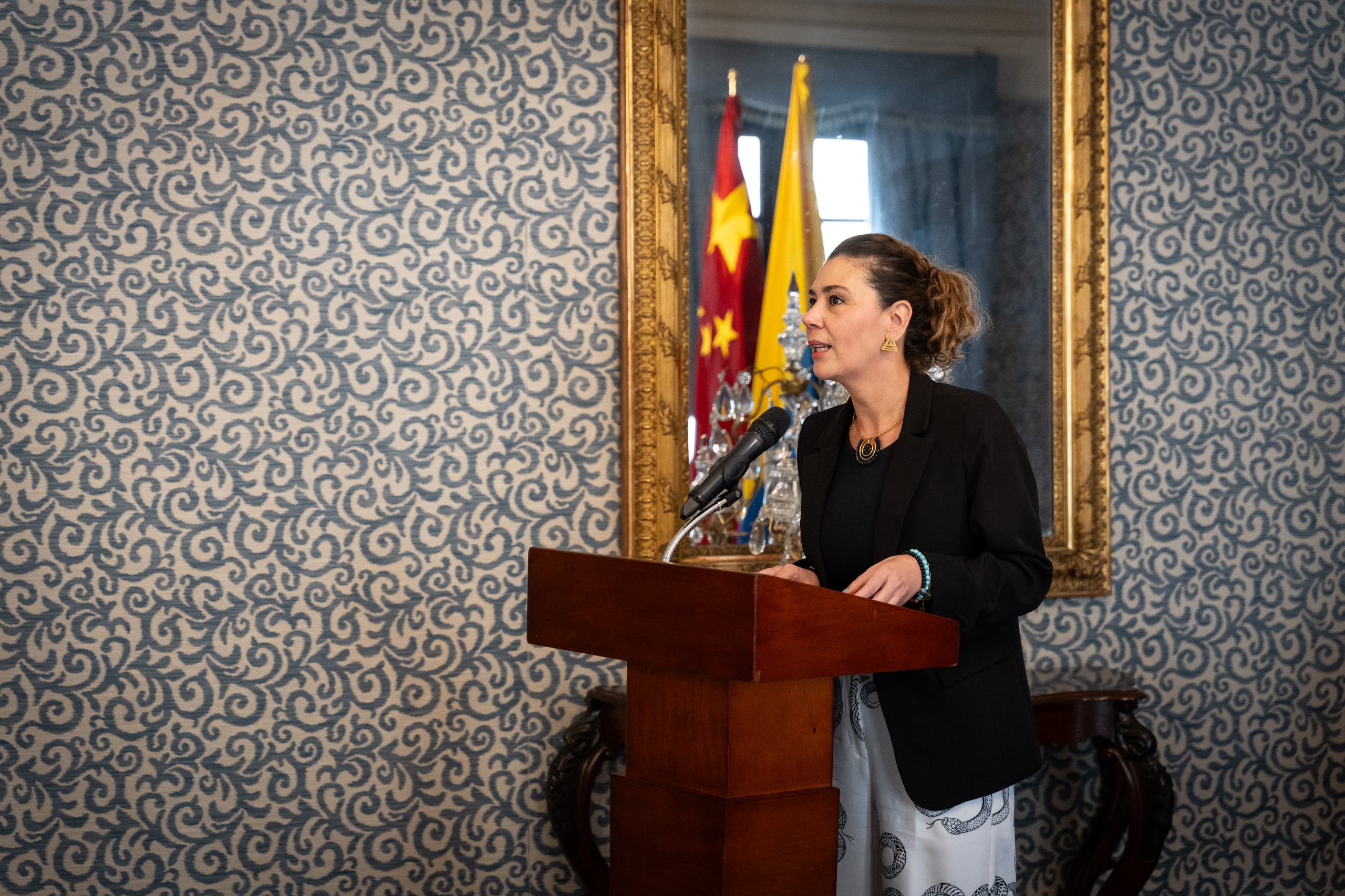El Gobierno de la República Popular China dona 470 equipos tecnológicos al Ministerio de Relaciones Exteriores