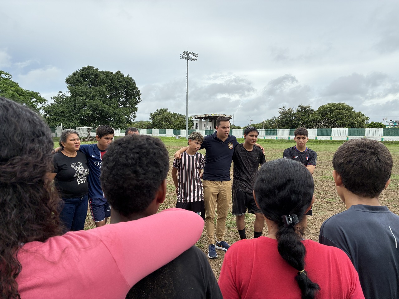 Cancillería llevará a once niños de Aguachica, Cesar, a cumplir su sueño de conocer Turquía y entrenar con ídolos colombianos que juegan en el club Galatasaray 