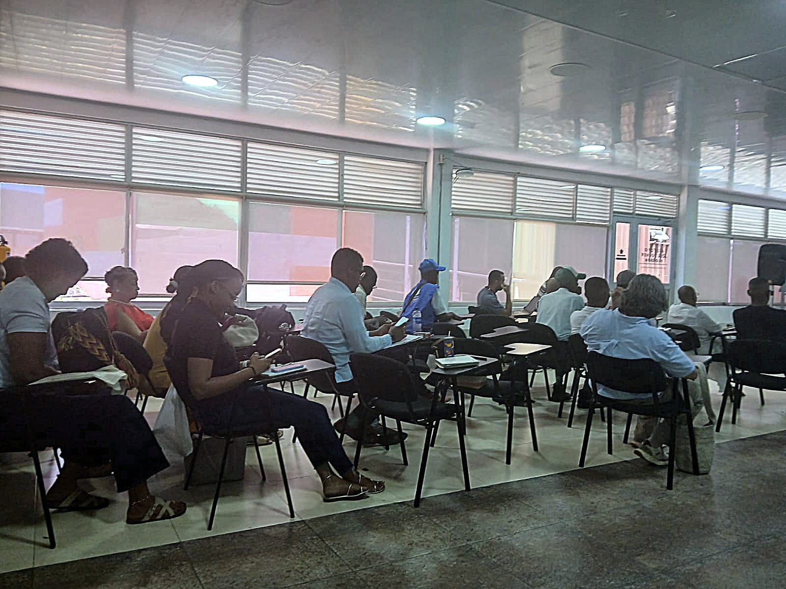 https://www.cancilleria.gov.co/newsroom/news/cancilleria-participo-mesa-trabajo-atender-conflictos-territoriales-san-andres