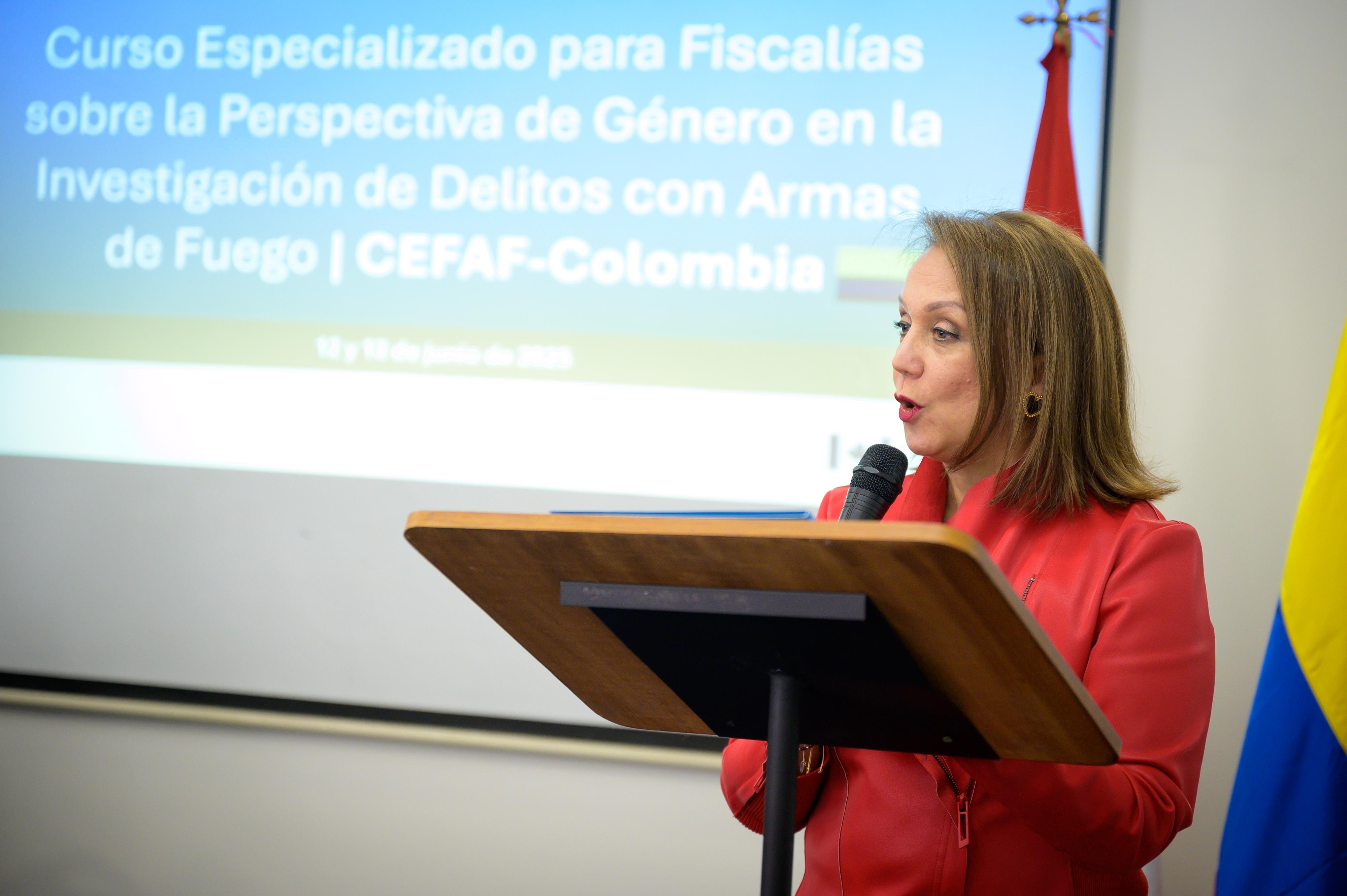Colombia y Canadá inauguran curso para fiscales sobre perspectiva de género en delitos con armas de fuego