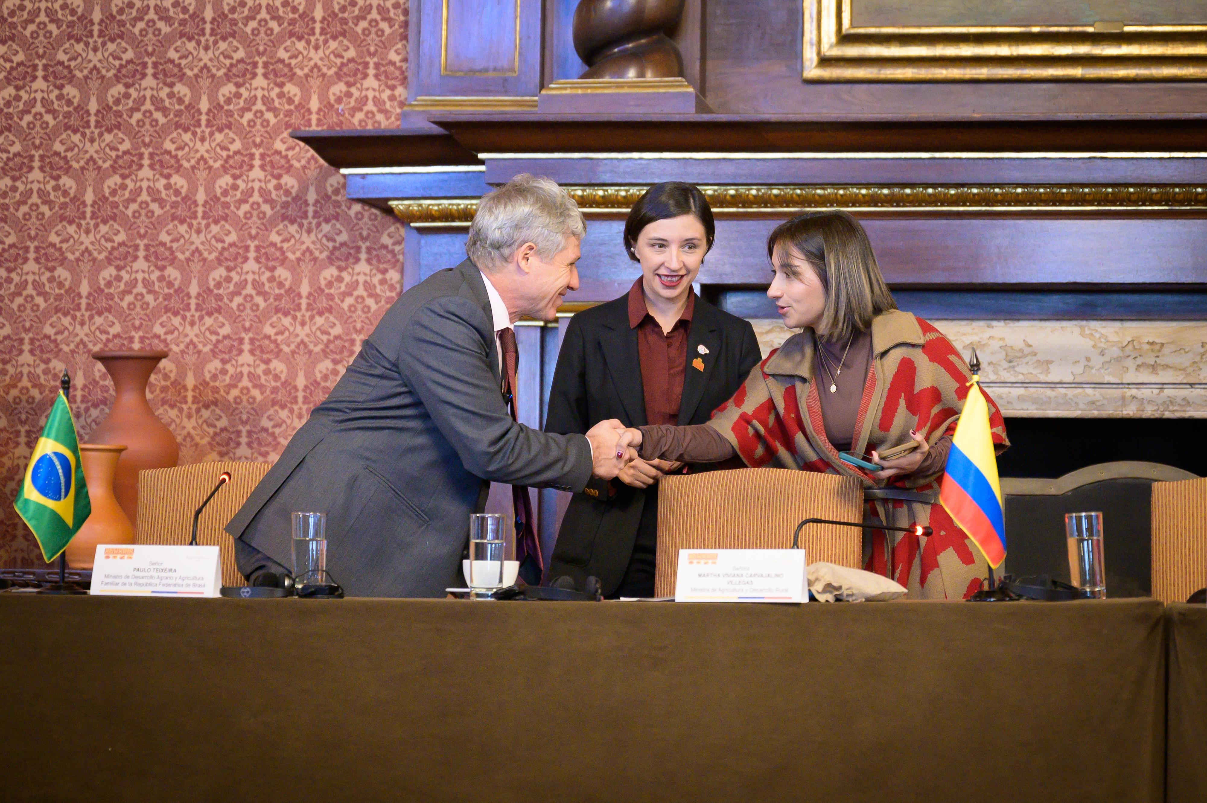 Colombia recibe de Brasil la sede de la II Conferencia Internacional de Reforma Agraria y Desarrollo Rural +20