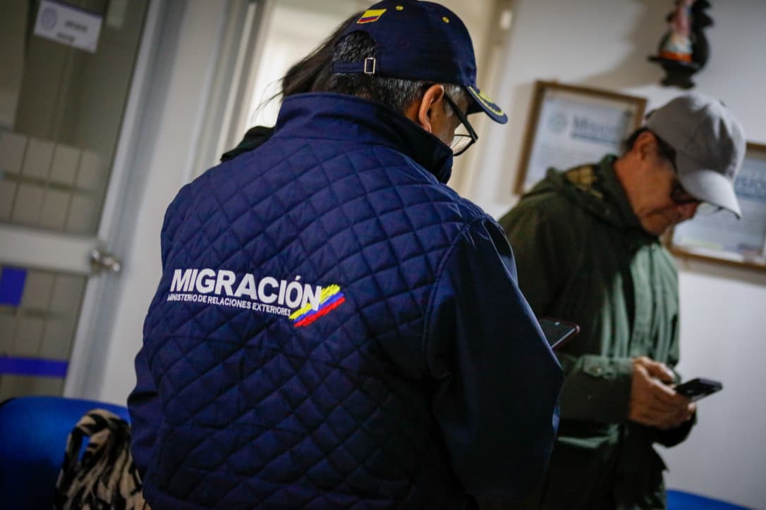El Gobierno Colombiano garantiza la atención digna de los connacionales deportados por Ecuador