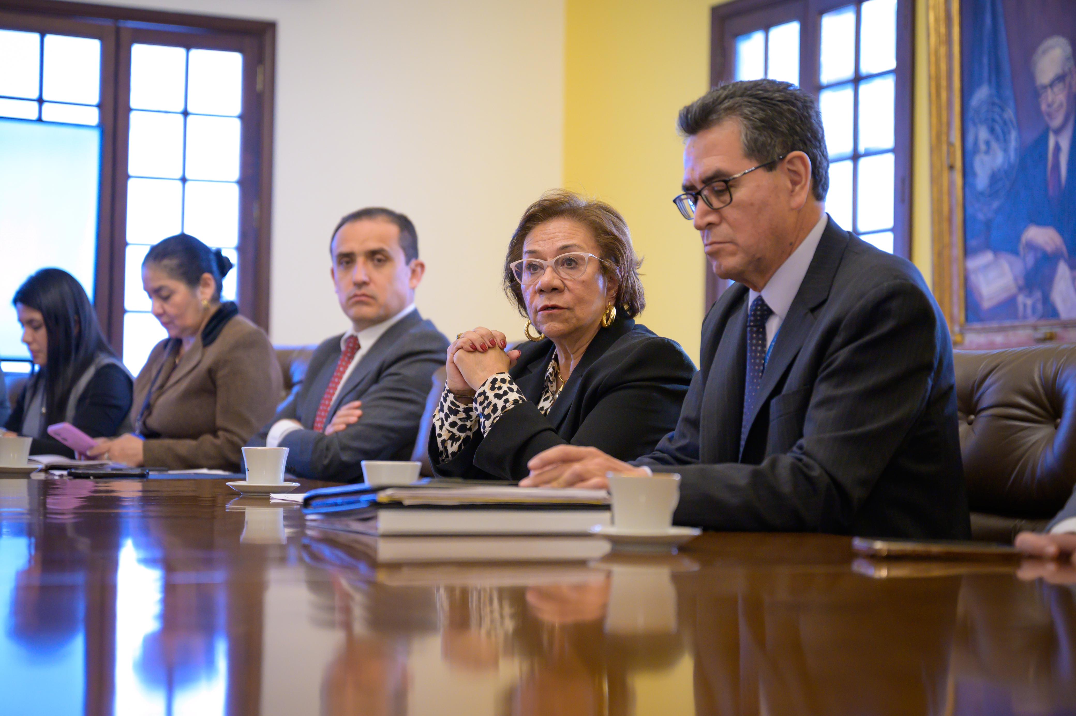 Canciller Rosa Yolanda Villavicencio Mapy aplica ajuste salarial en beneficio de los funcionarios del servicio exterior colombiano