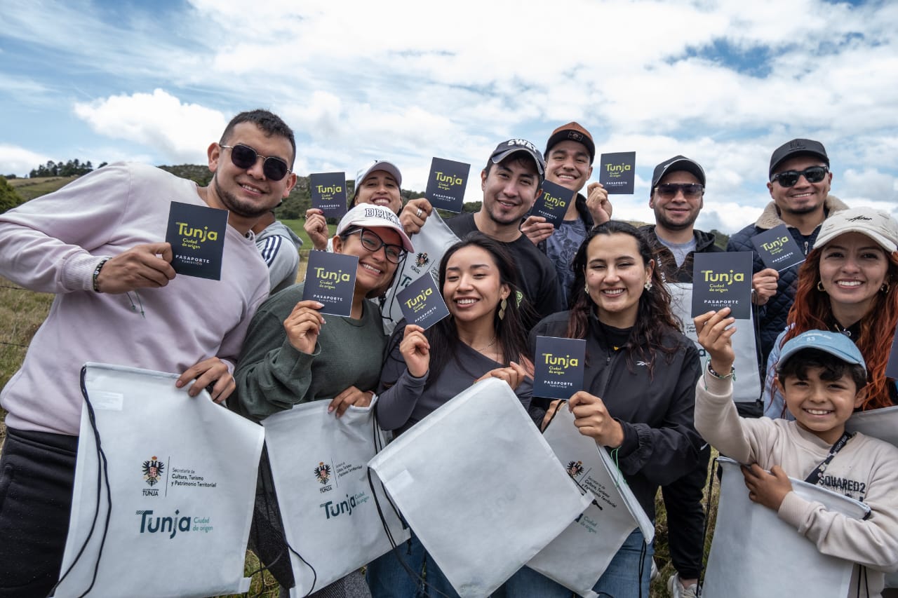 Cancillería lidera siembra de más de 800 árboles en Boyacá como parte del Proyecto Corredor Ecológico 