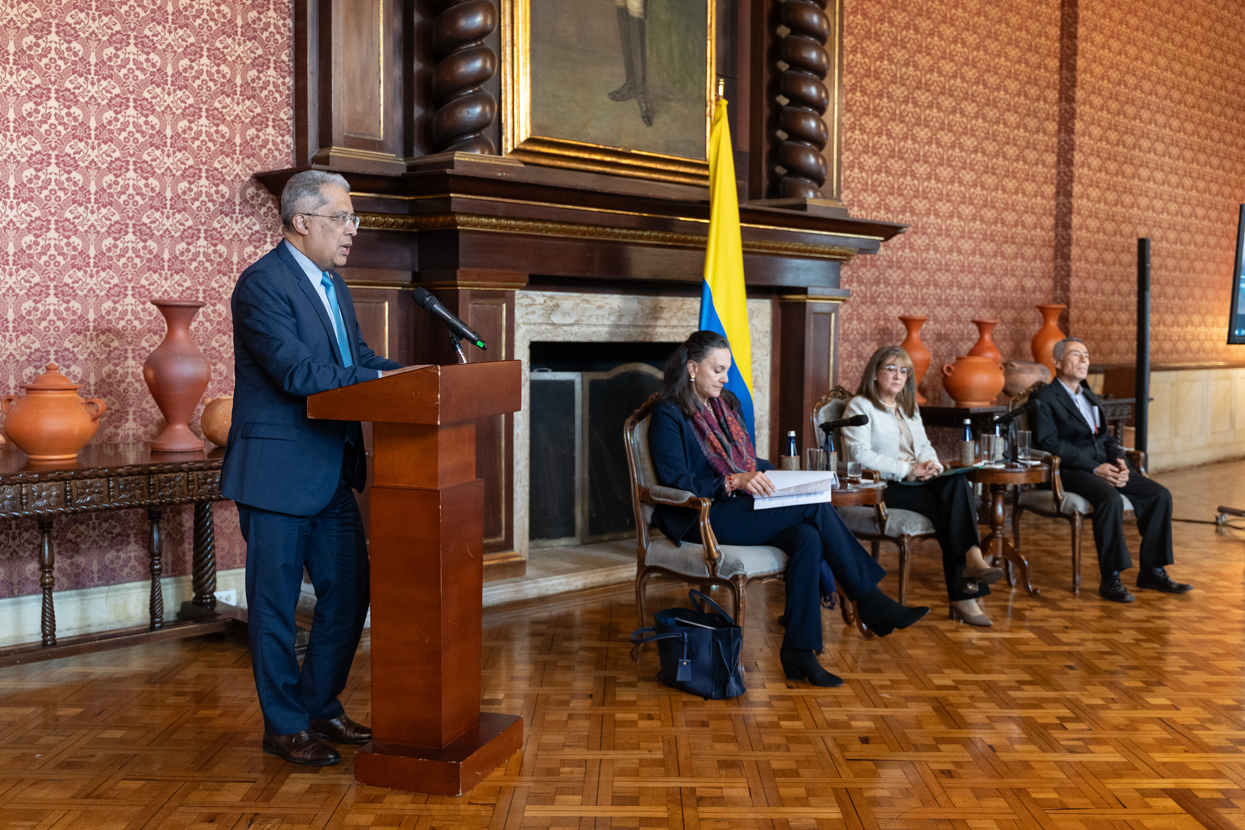 Una reflexión académica sobre los retos y las oportunidades para Colombia en la Cuenca del Pacífico, en el Ministerio 