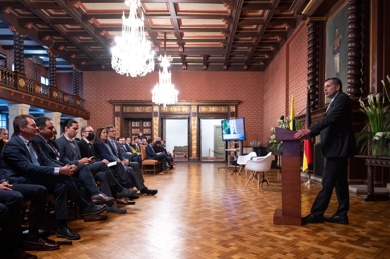 Colombia y Alemania dialogan sobre transición energética, en el marco de la conmemoración de 150 años de relaciones