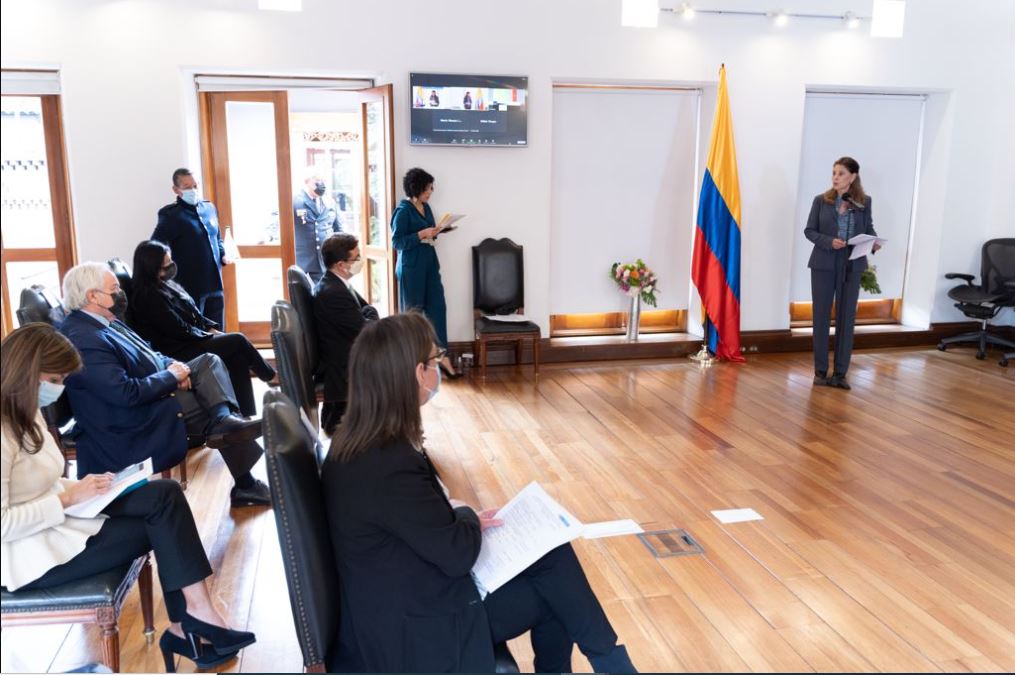 Necesitamos una Colombia competitiva, diversificada, innovadora y copando todos los escenarios del mercado internacional: Vicepresidenta