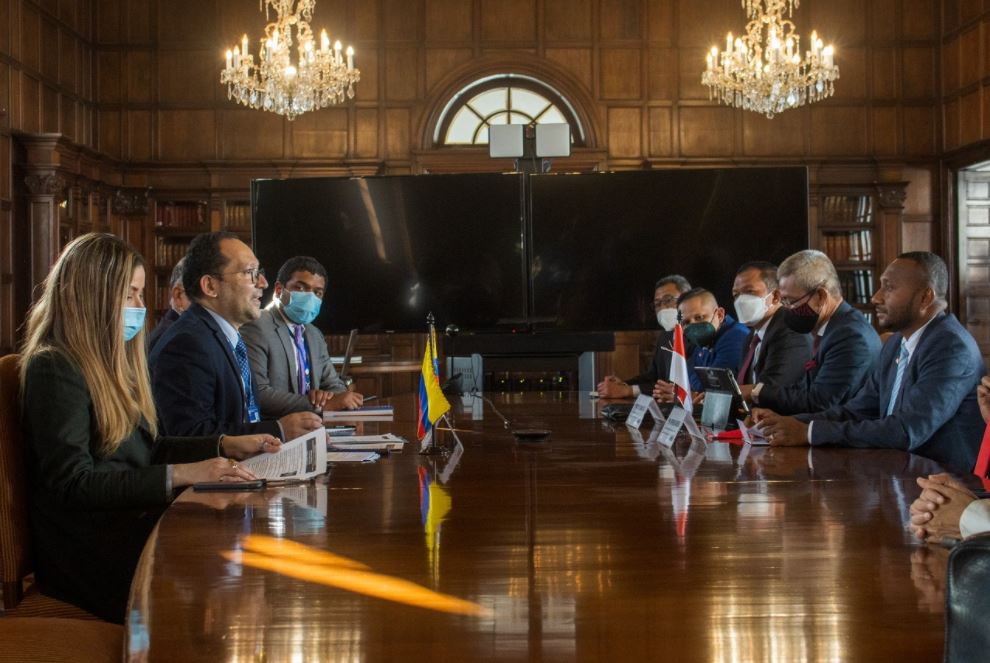 Director de Asia, África y Oceanía recibió a la delegación indonesia del Grupo de Parlamentarios de Amistad Colombia 