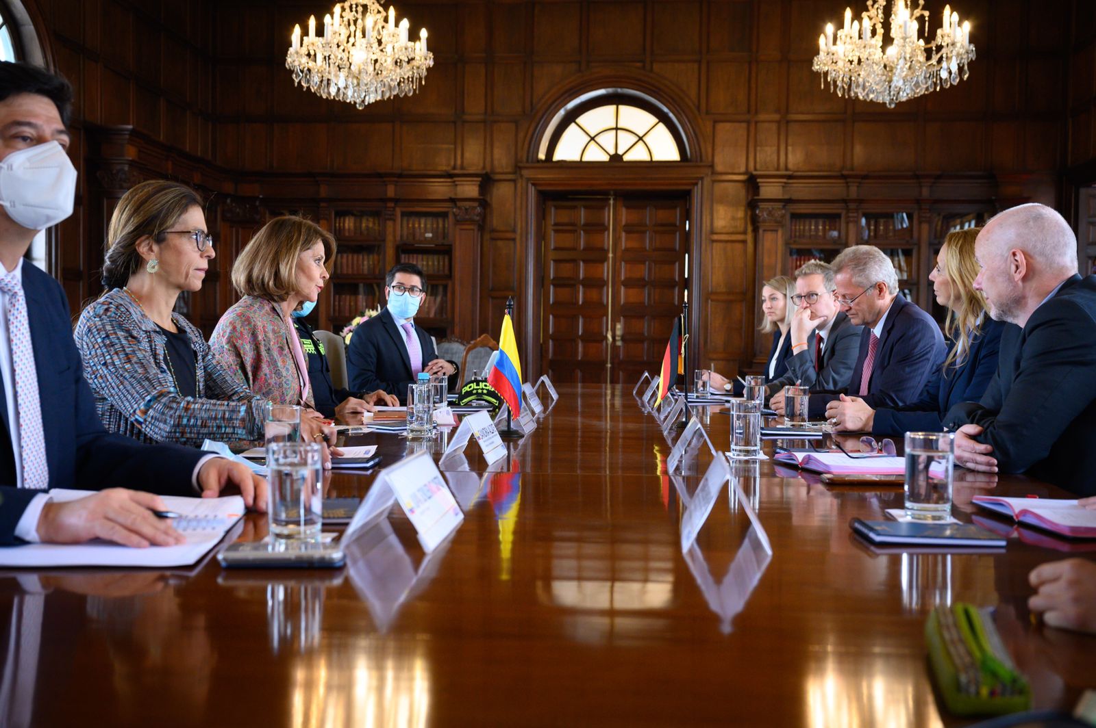 Colombia y Alemania buscan fortalecer liderazgo de la mujer en el marco de la cooperación entre instituciones policiales