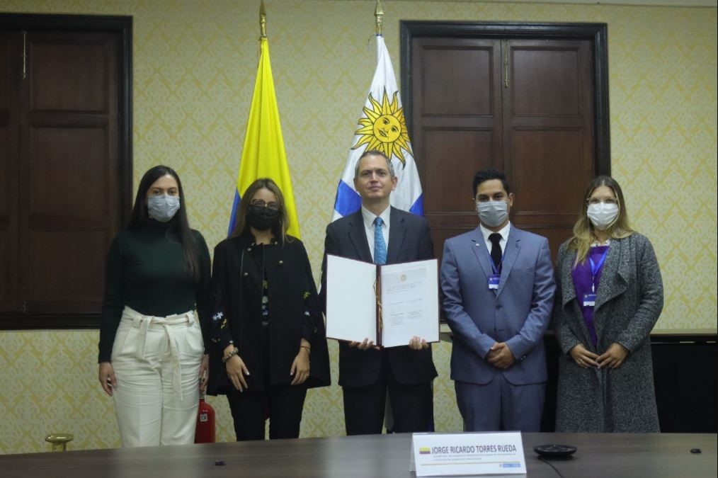 Colombia y Uruguay fortalecen lazos de amistad con el nuevo programa de cooperación bilateral