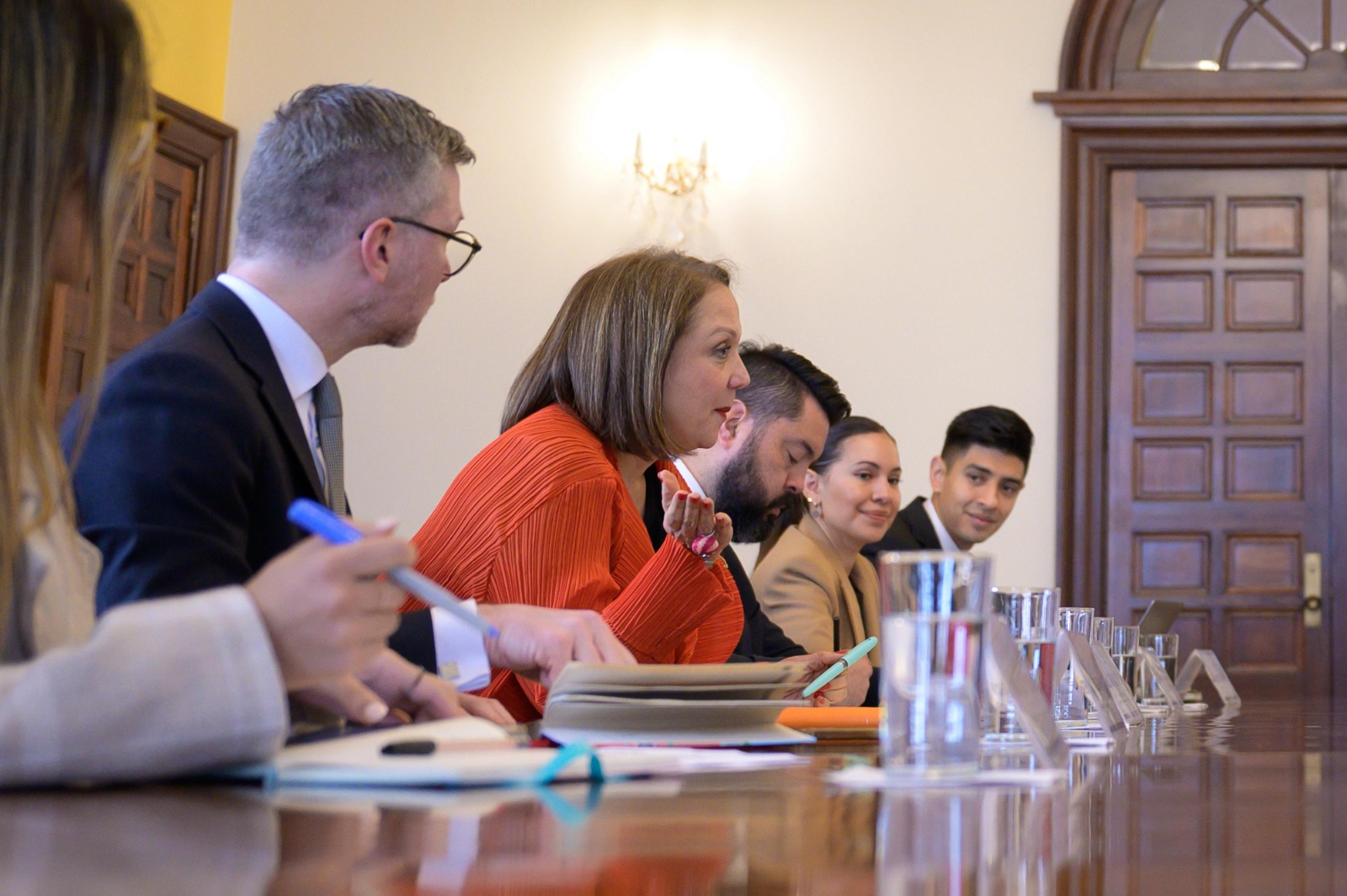 Directora de Asuntos Políticos Multilaterales y Representante Regional de la Oficina de Naciones Unidas Contra la Droga y el Delito se reúnen en Bogotá