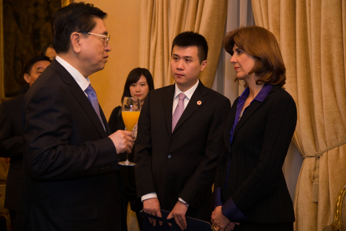 canciller Holguin con Zhang Deijang