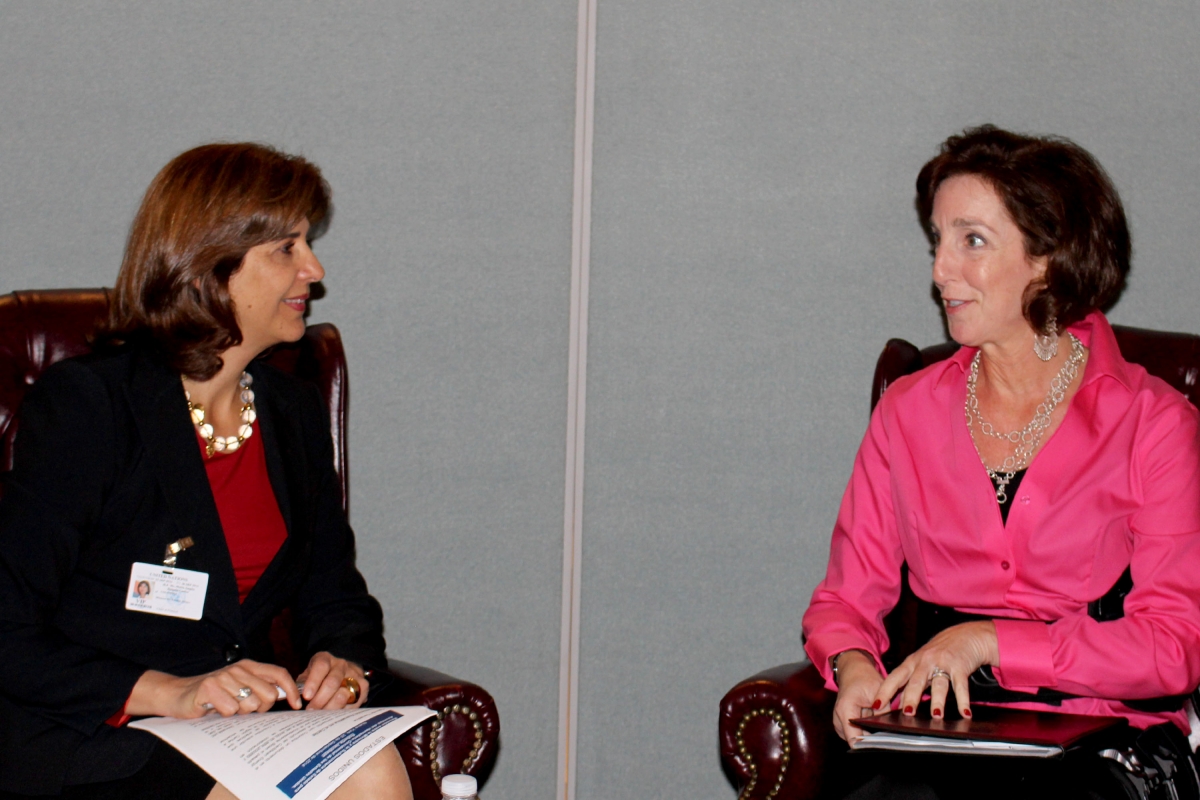 Canciller María Ángela Holguín se reunió con la Subsecretaria de Estado para el Hemisferio Occidental, Roberta Jacobson 