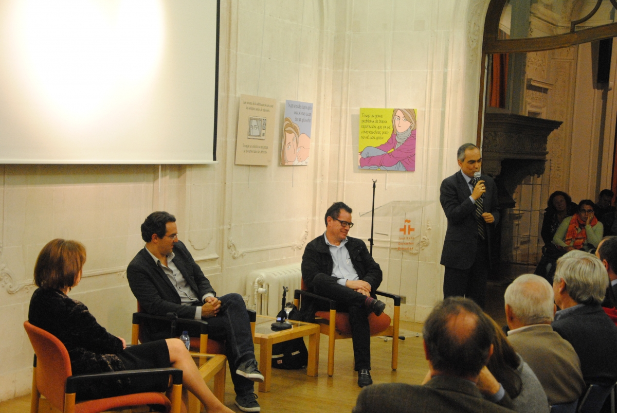 La Embajada de Colombia en Bélgica inauguró exposición de Vladdo con la participación del escritor Juan Gabriel Vásquez