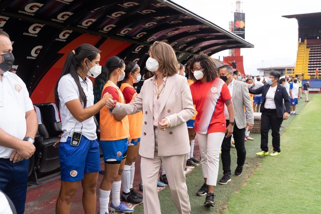 Vicepresidenta-Canciller adelanta agenda de trabajo en Costa Rica