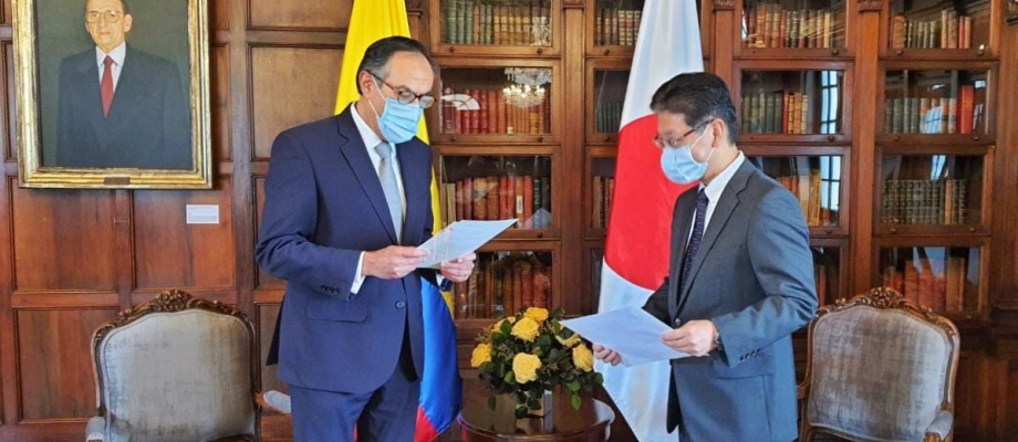 Canciller (e) Carlos Arturo Morales recibió las copias de las cartas credenciales del nuevo Embajador de Japón, Takasugi Masagiro