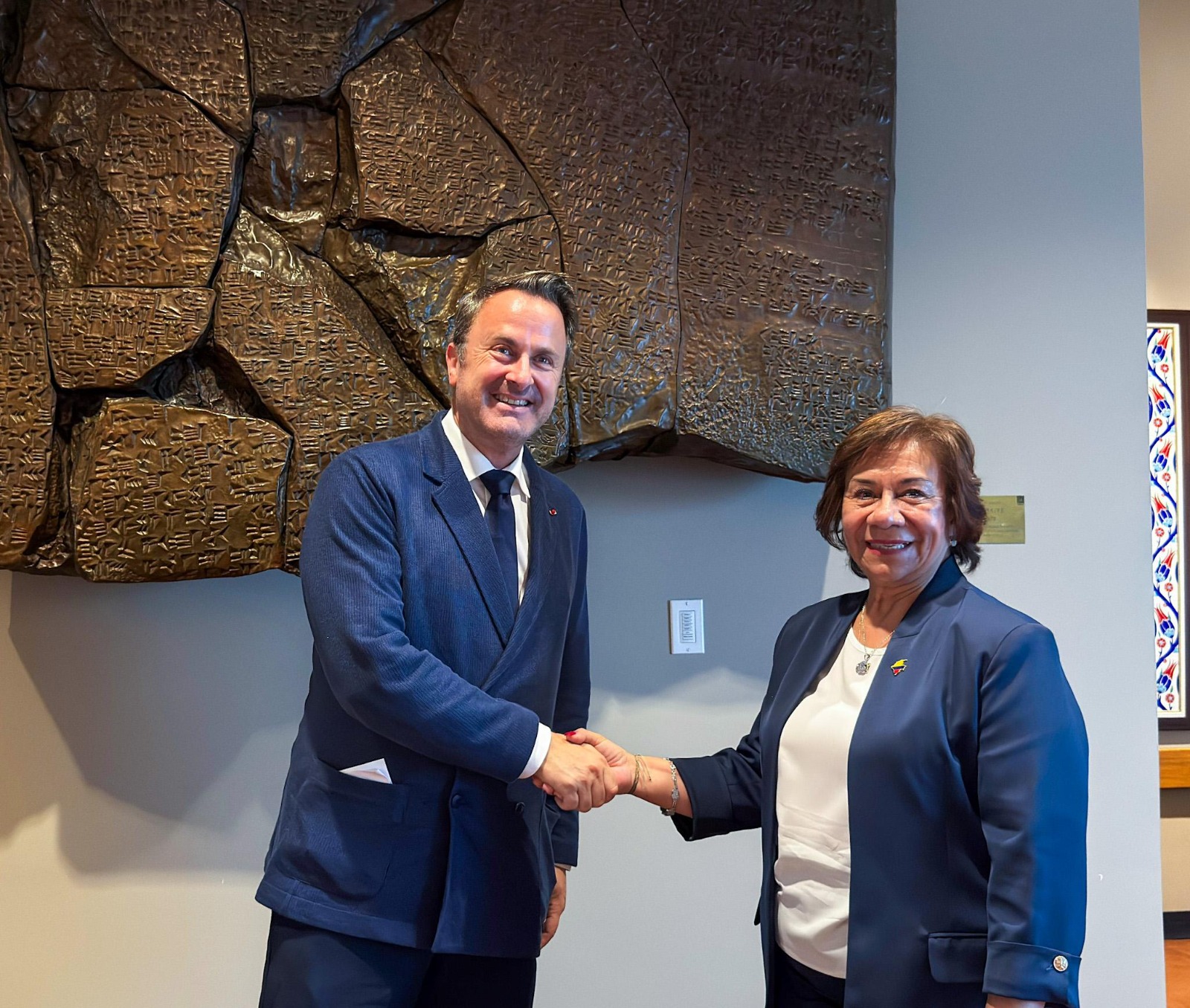 Canciller (e) Villavicencio y Ministro Luxemburgo 