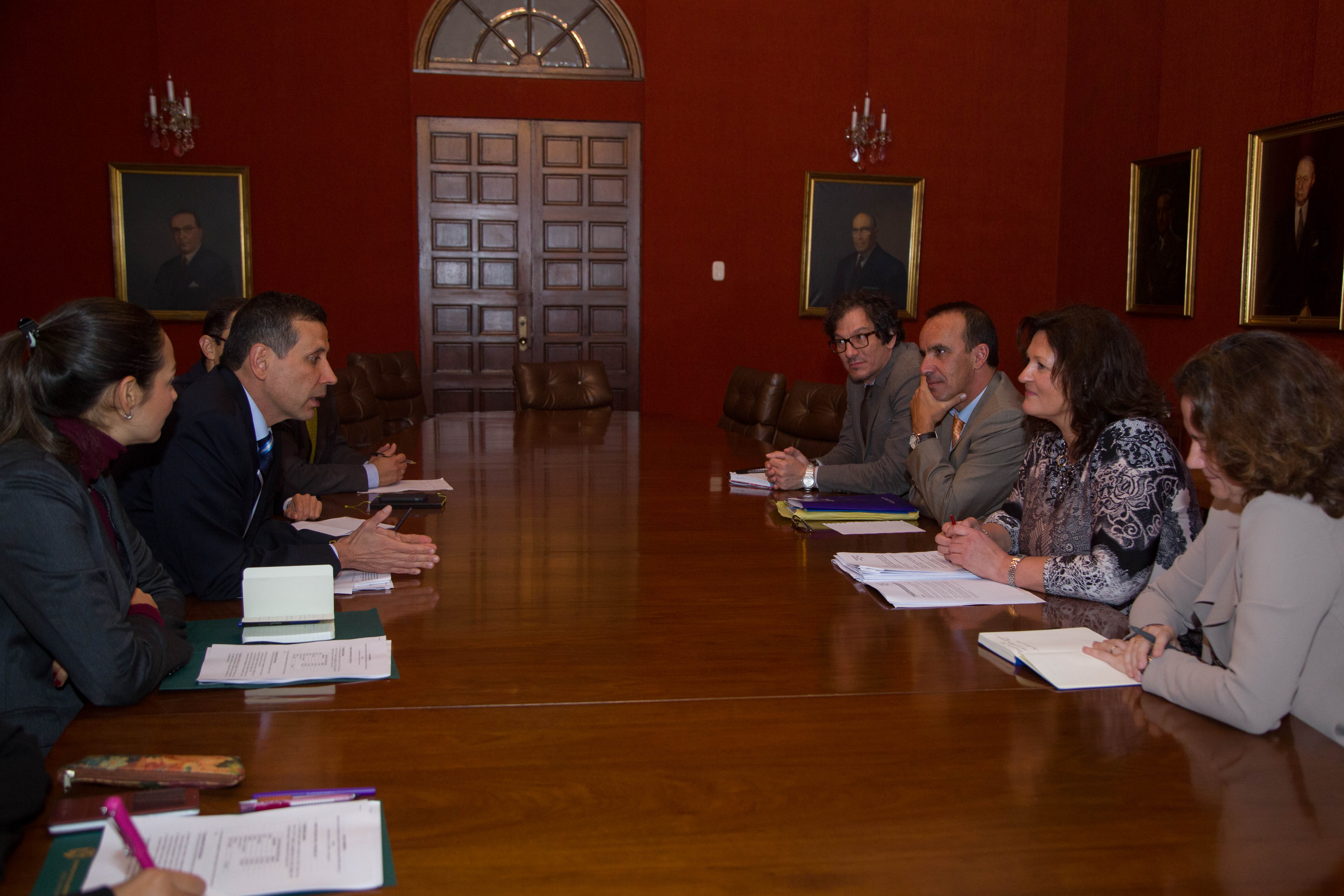 Viceministro Echeverri se reunió con la Directora de Cooperación para el Desarrollo para América Latina y el Caribe de la Comisión Europea