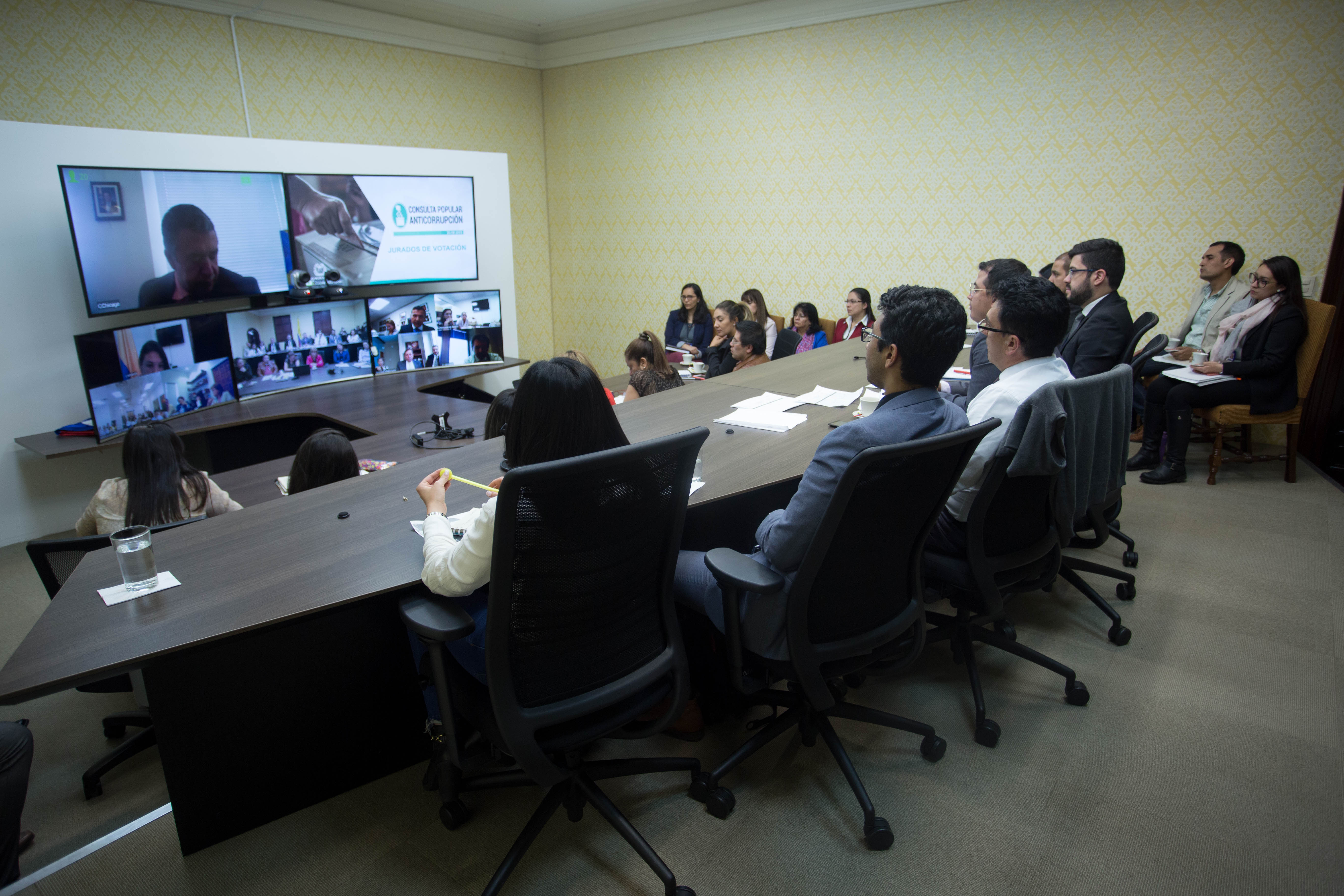 Cancillería capacitó a funcionarios de consulados colombianos sobre la Consulta Anticorrupción