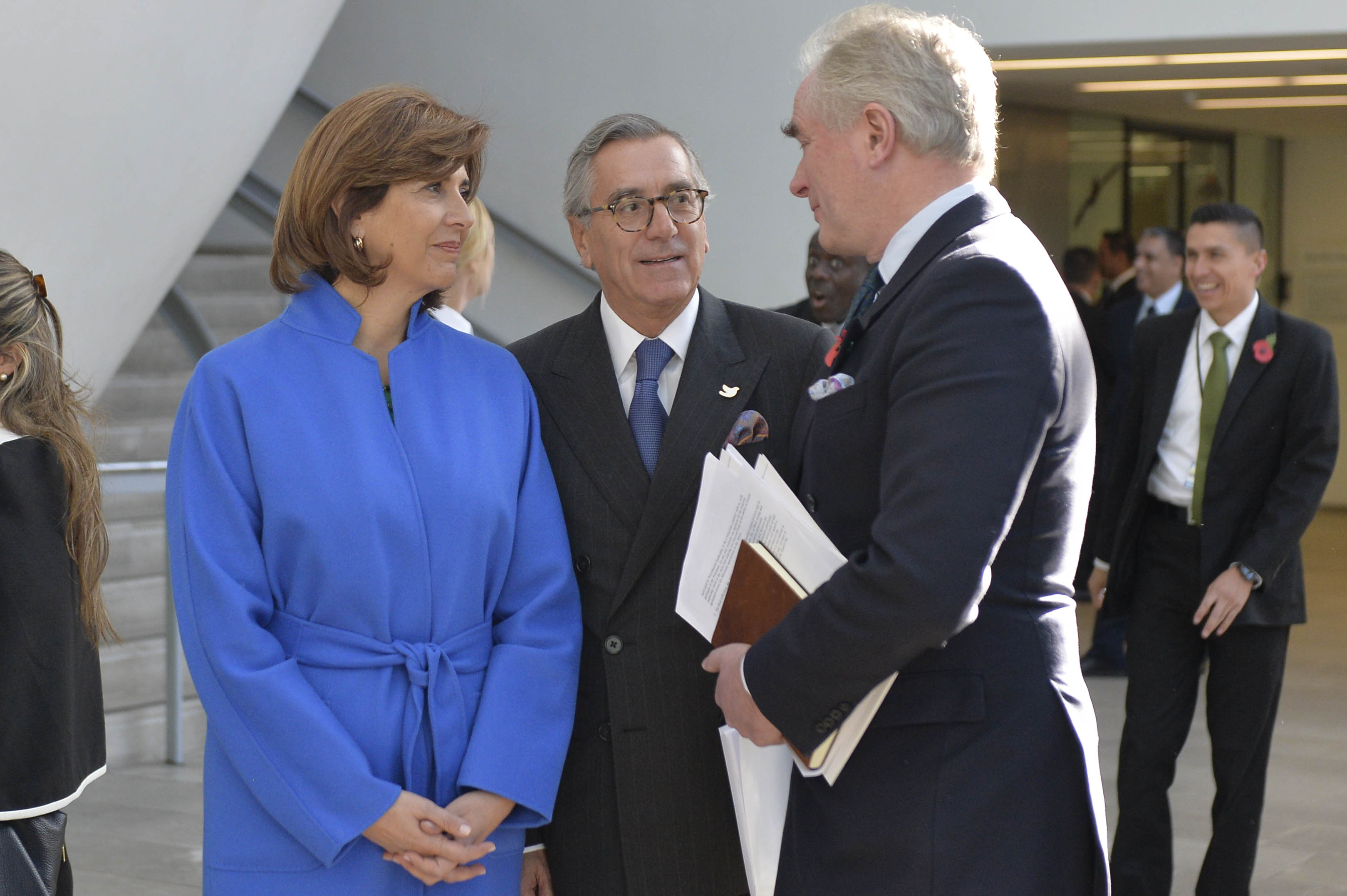 Canciller Holguín visitó Museo de Historia Natural en Londres