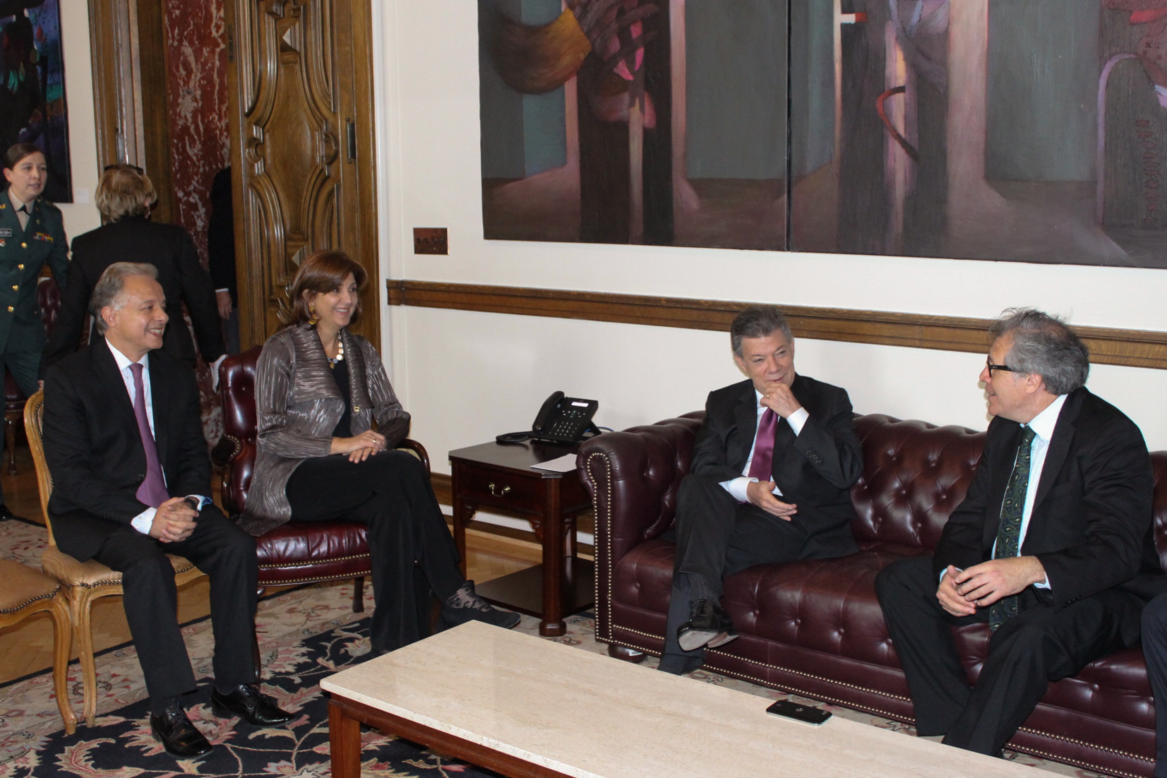 Presidente Santos y Canciller Holguín se reunieron, en Washington D.C., con el Secretario General de la OEA