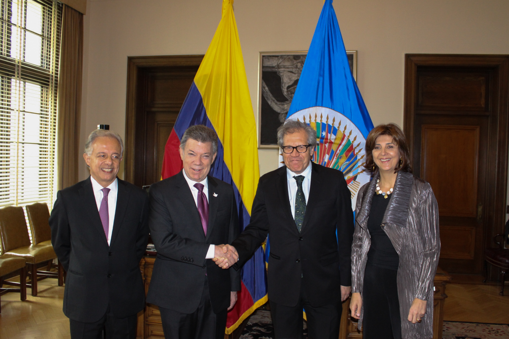 Secretario General de la OEA expresó el compromiso del organismo multilateral con el proceso de paz de Colombia 