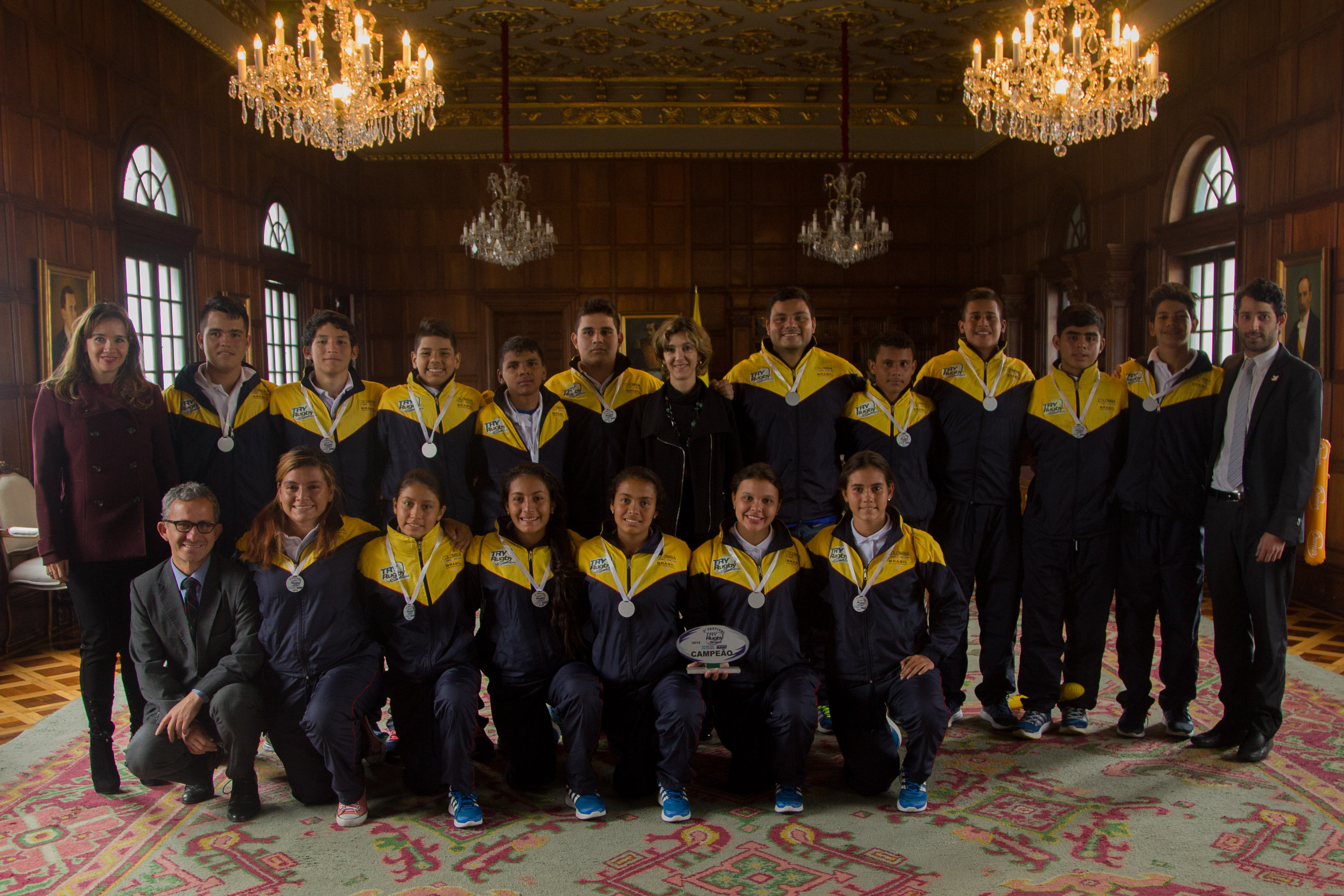 Con emotivo encuentro de la Viceministra de Relaciones Exteriores con “Más niñ@s jugando rugby”, la Cancillería reafirma su compromiso con la diplomacia del rugby como camino para la convivencia