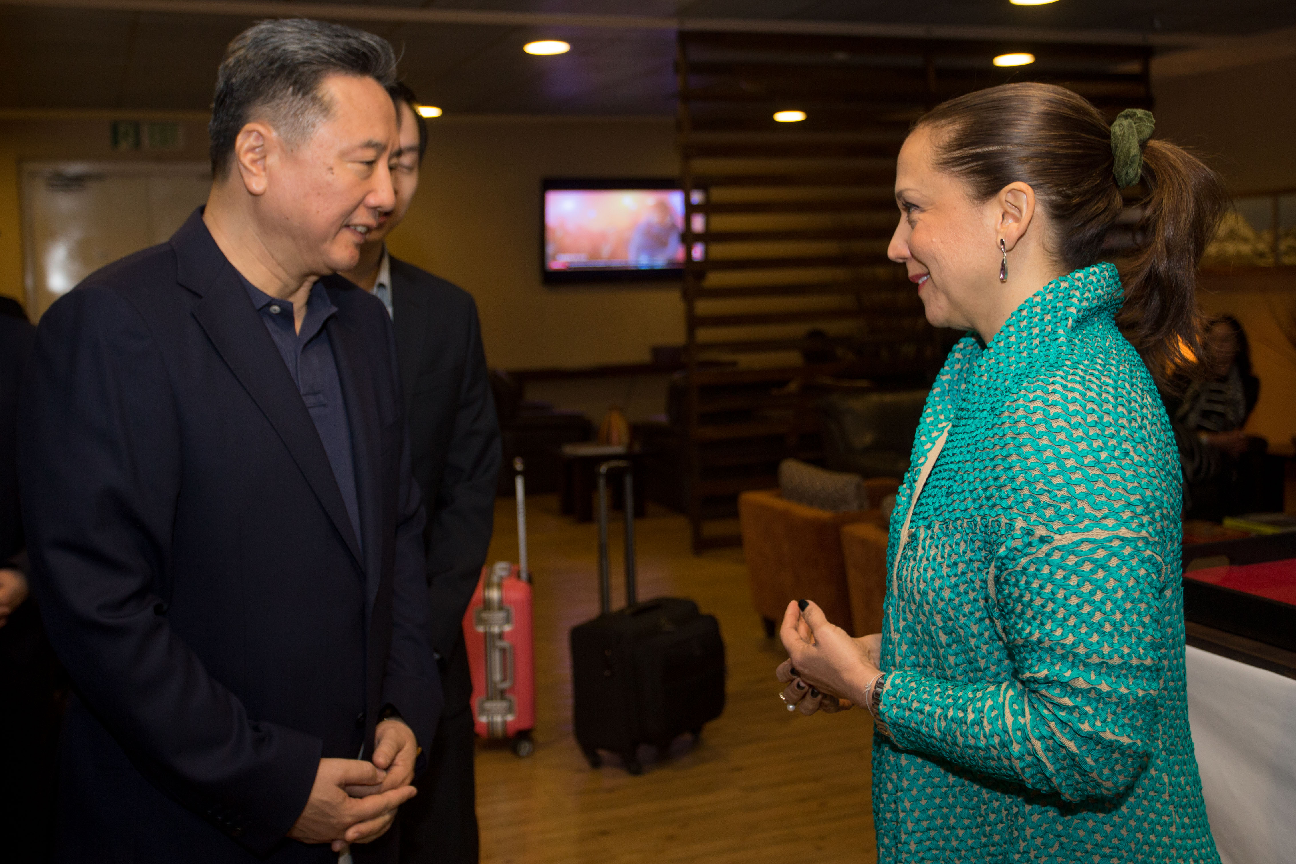 Viceministra Adriana Mendoza recibió al Ministro de Transporte de China que llegó a Colombia para la para la posesión del Presidente electo Iván Duque Márquez