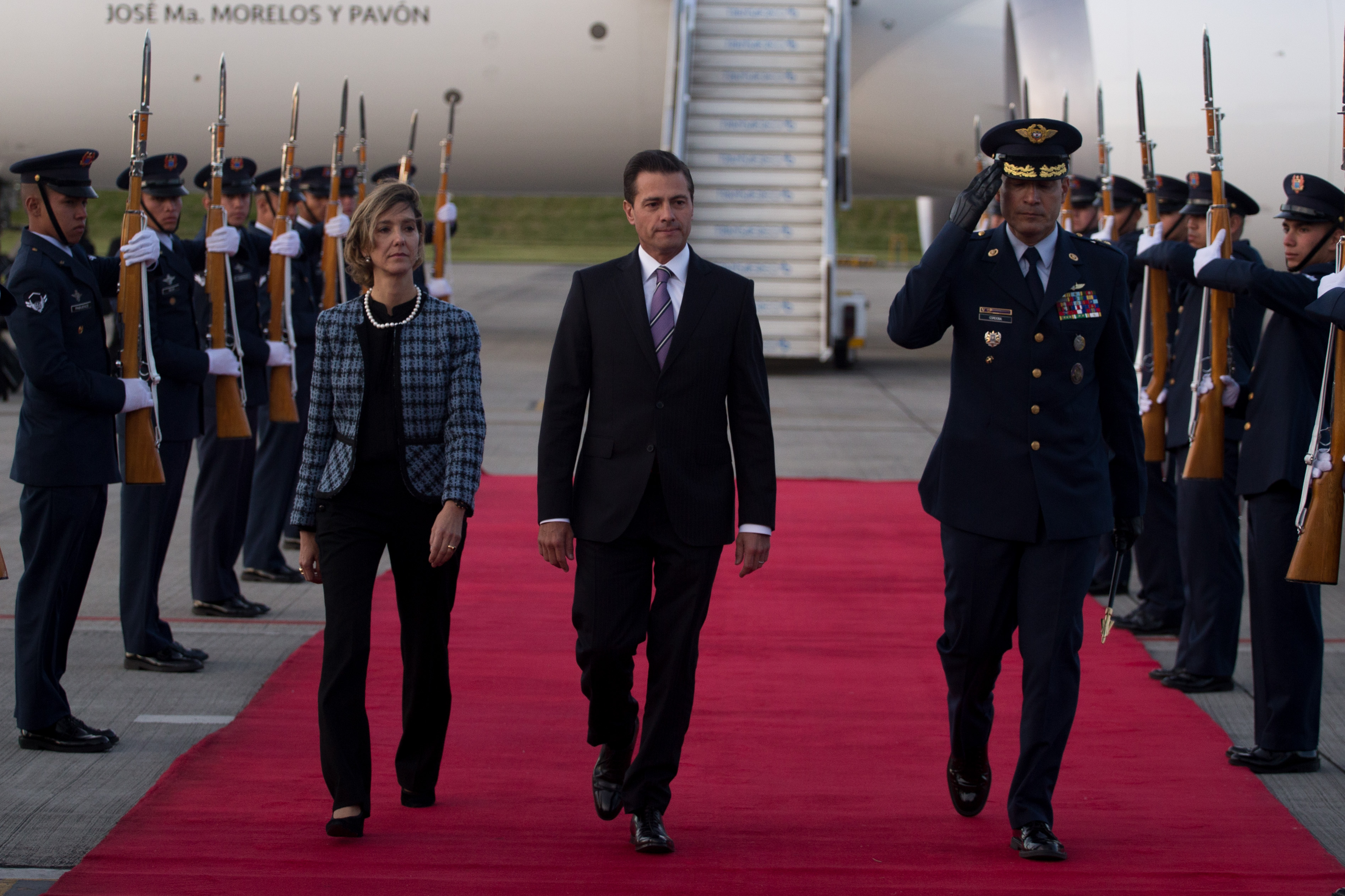 Presidente de México, Enrique Peña Nieto, llegó a Colombia para asistir a ceremonia de Transmisión de Mando Presidencial