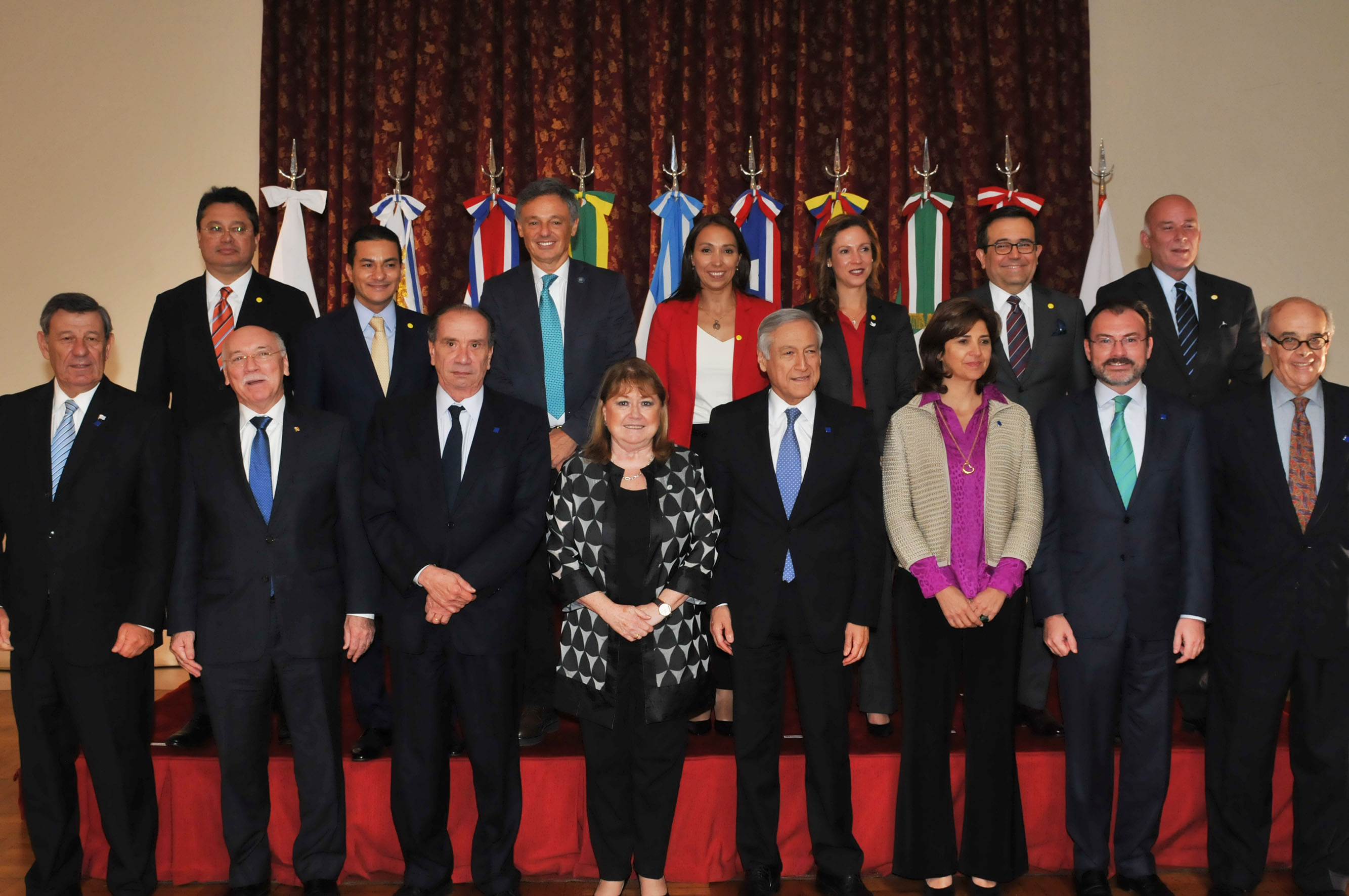 Foto de la Reunión Ministerial entre la Alianza del Pacífico y el Mercosur