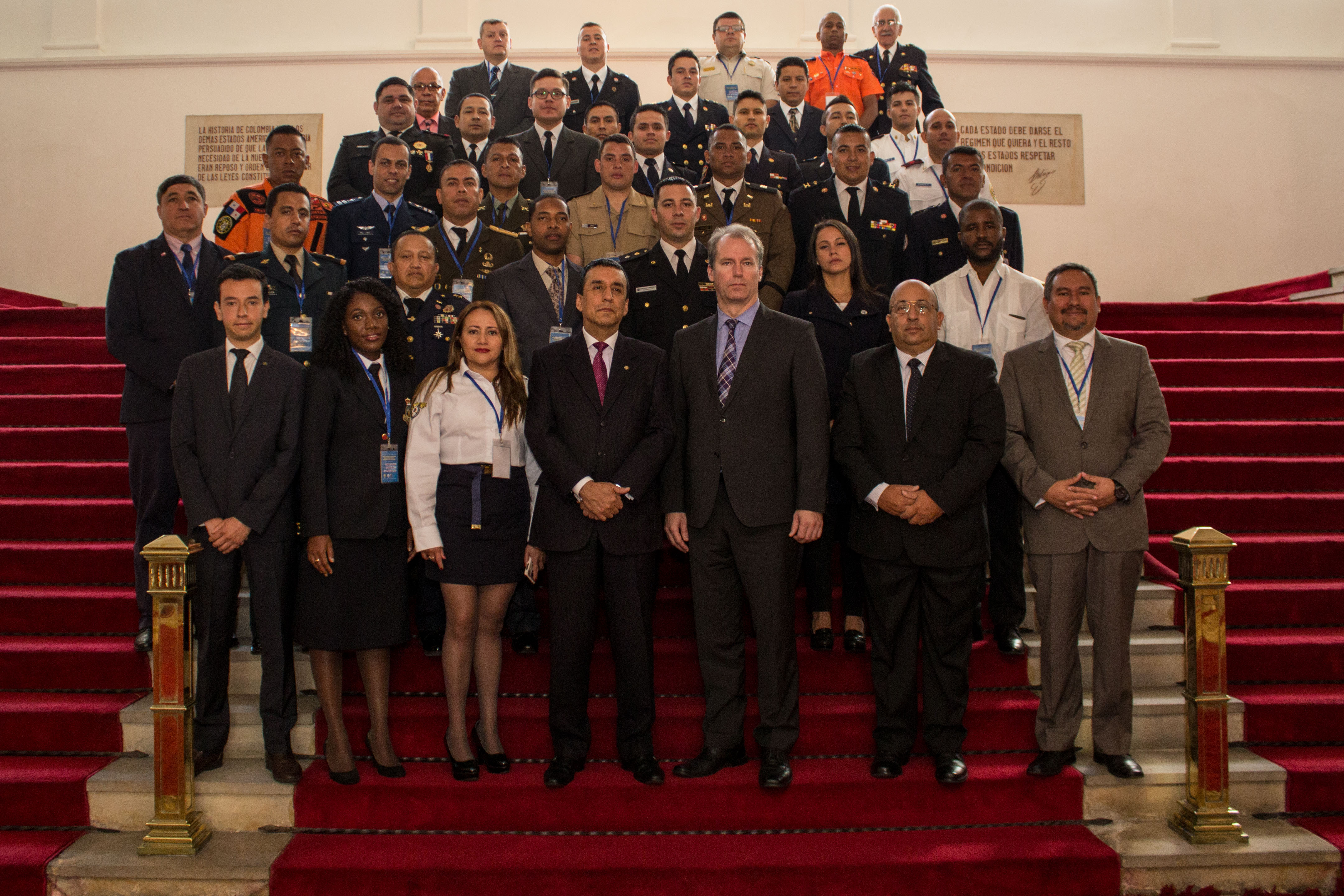 Con la participación de delegaciones de 18 Estados de América Latina y el Caribe, y bajo la coordinación del Ministerio de Relaciones Exteriores y  la Dirección Nacional de Bomberos de Colombia, se realizó en el Palacio de San Carlos la apertura del IV Ejercicio Regional sobre Respuesta ante Ataques con Armas Químicas para los Estados Partes de la Convención sobre Armas Químicas de la región de América Latina y el Caribe.