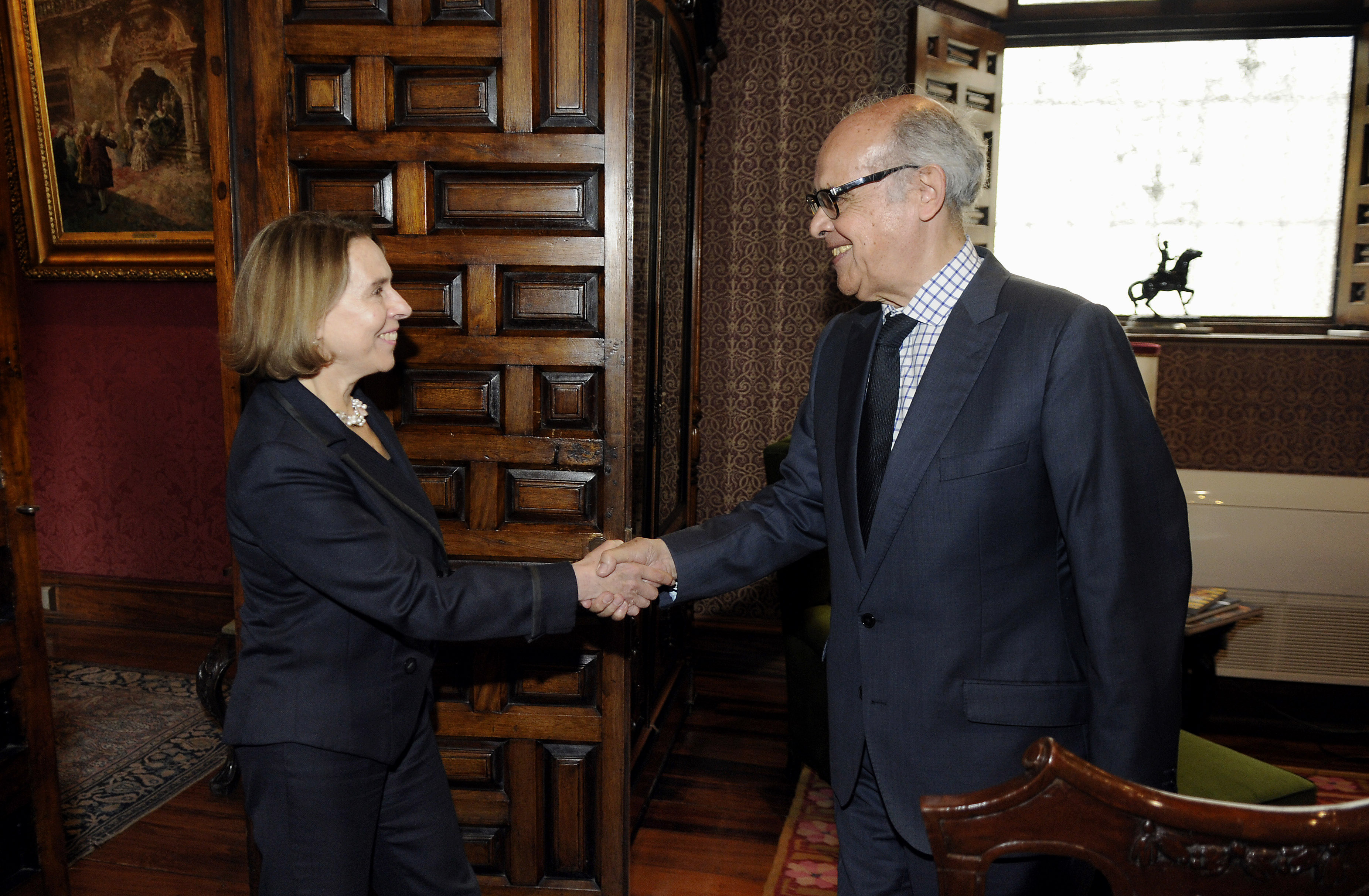 Embajadora de Colombia en Perú, Mónica Lanzetta Mutis, presentó las copias de cartas credenciales al Canciller 