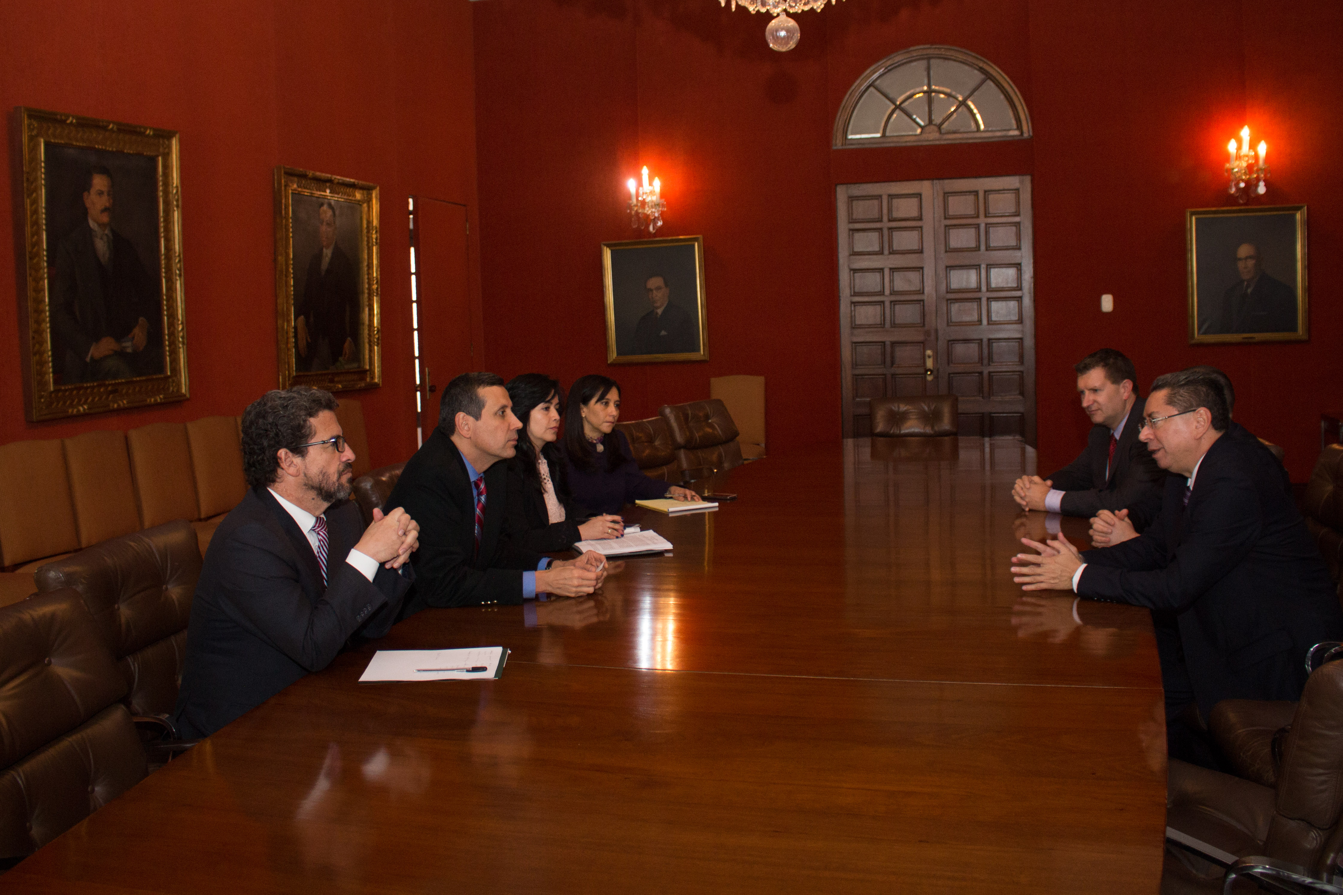 Colombia compartió con El Salvador la experiencia contra la corrupción